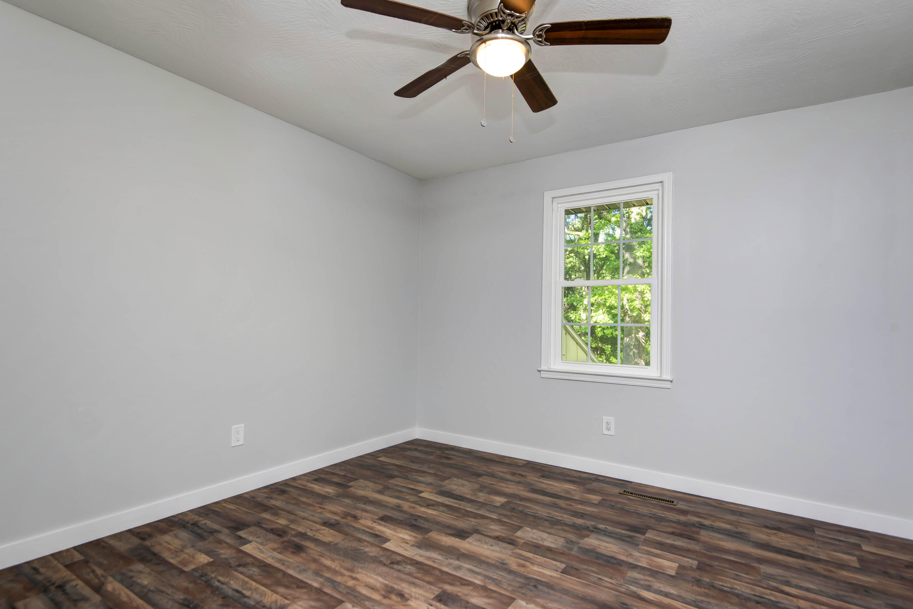 4607 South Chrisman Avenue Property Photo 18