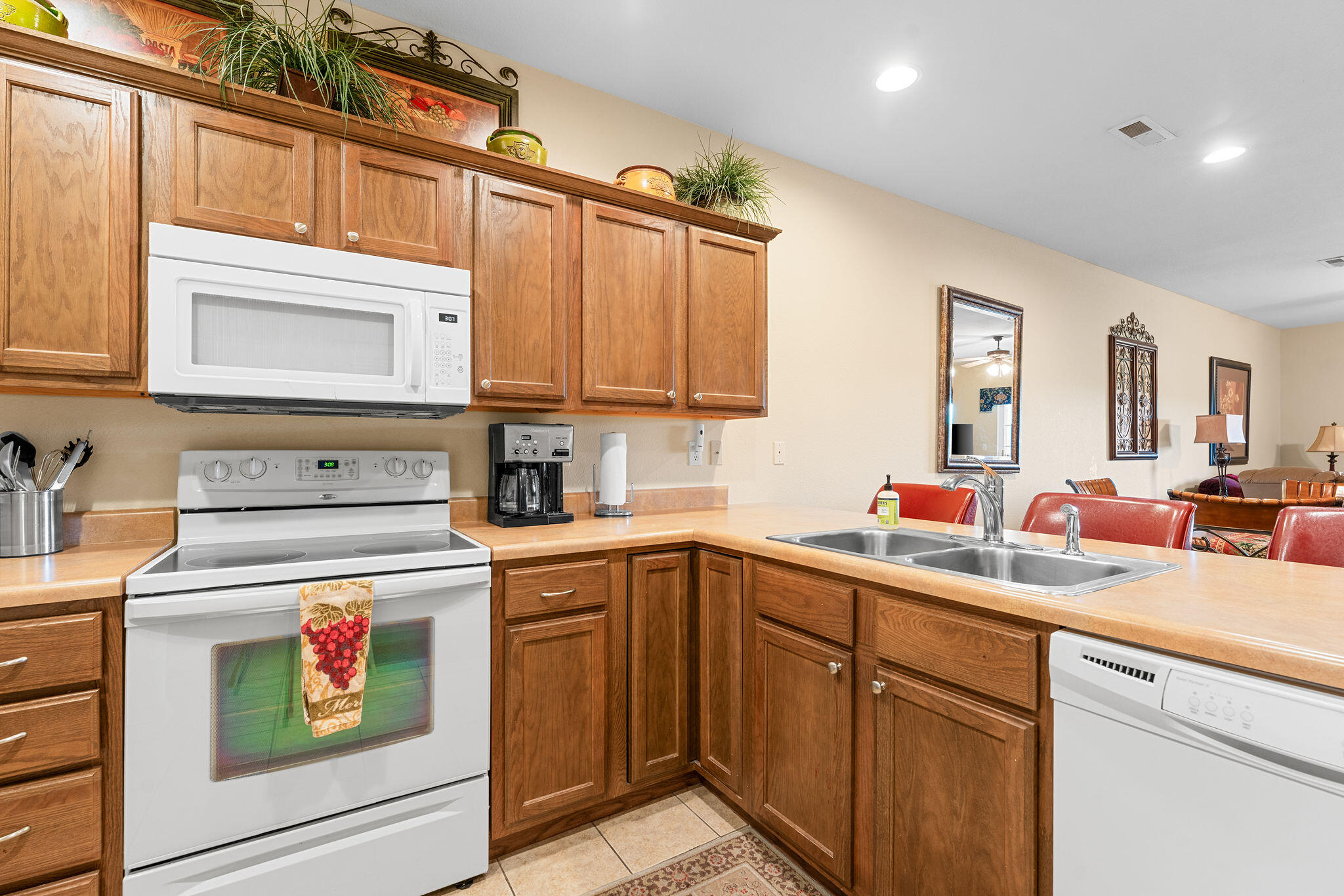 310 Wildwood Drive South 5 A-b Property Photo 13
