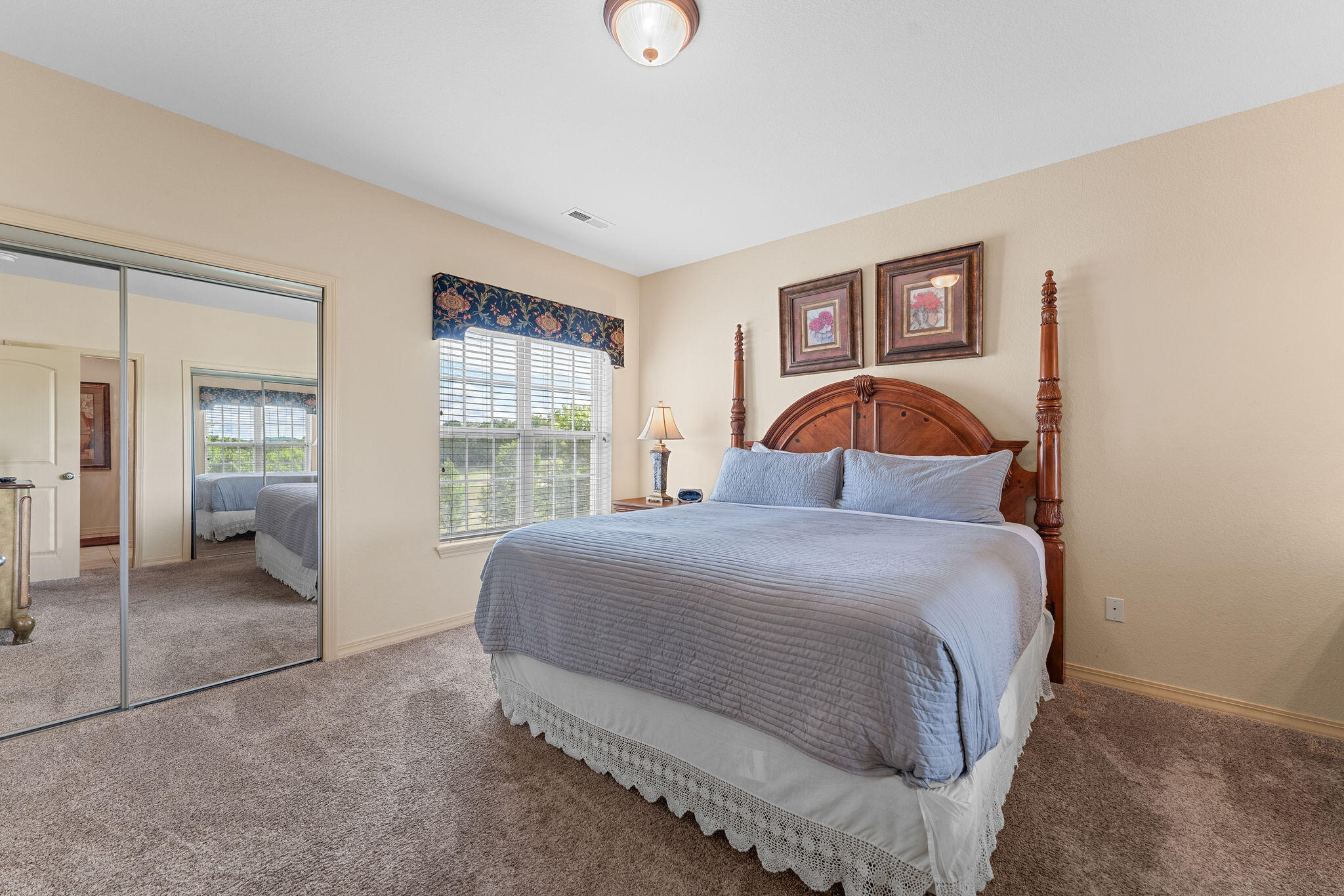 310 Wildwood Drive South 5 A-b Property Photo 21