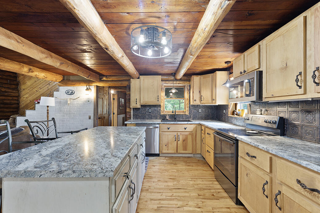 6575 Spurgeon Road Property Photo 16