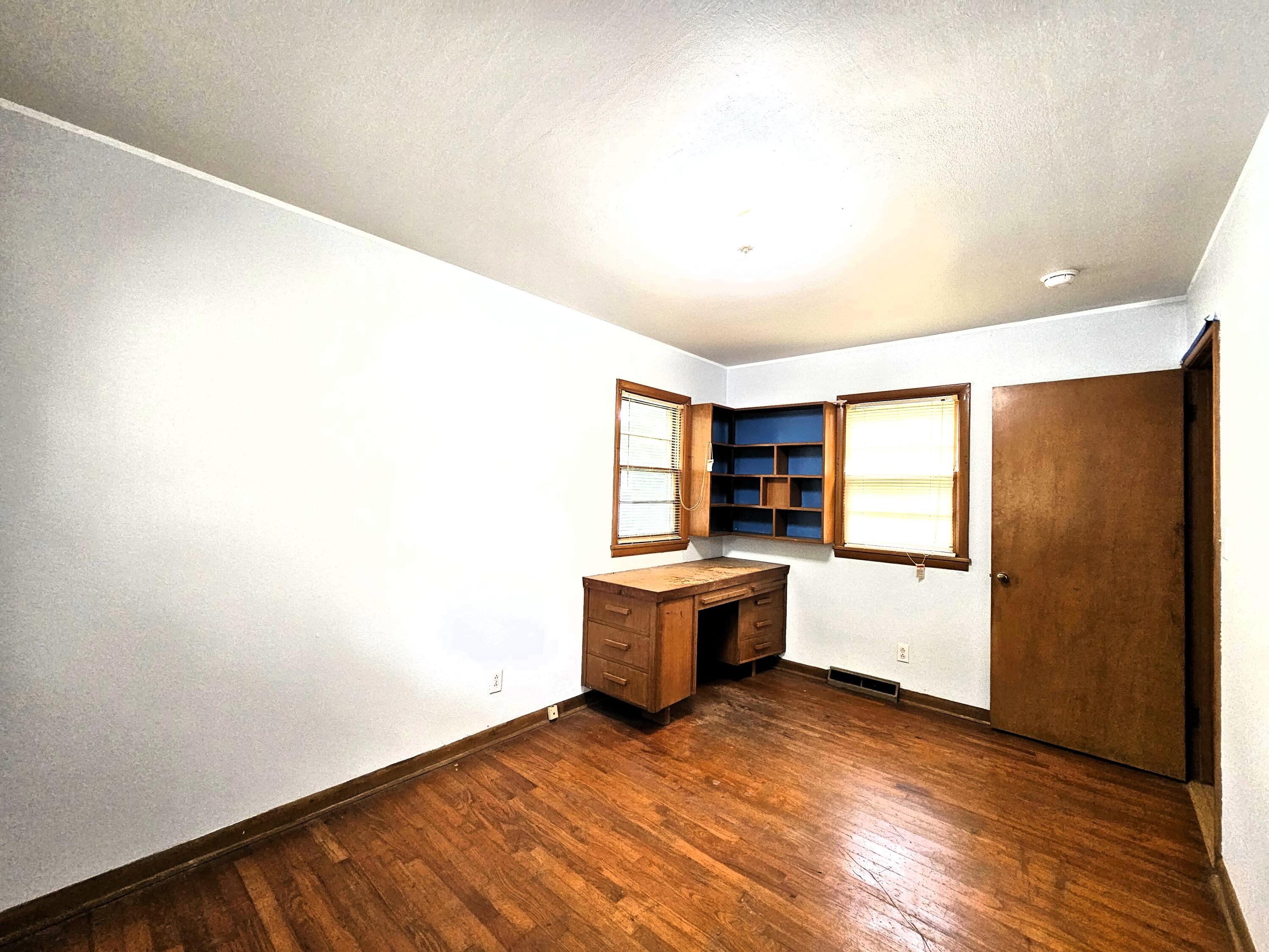 2229 North Kellett Avenue Property Photo 20