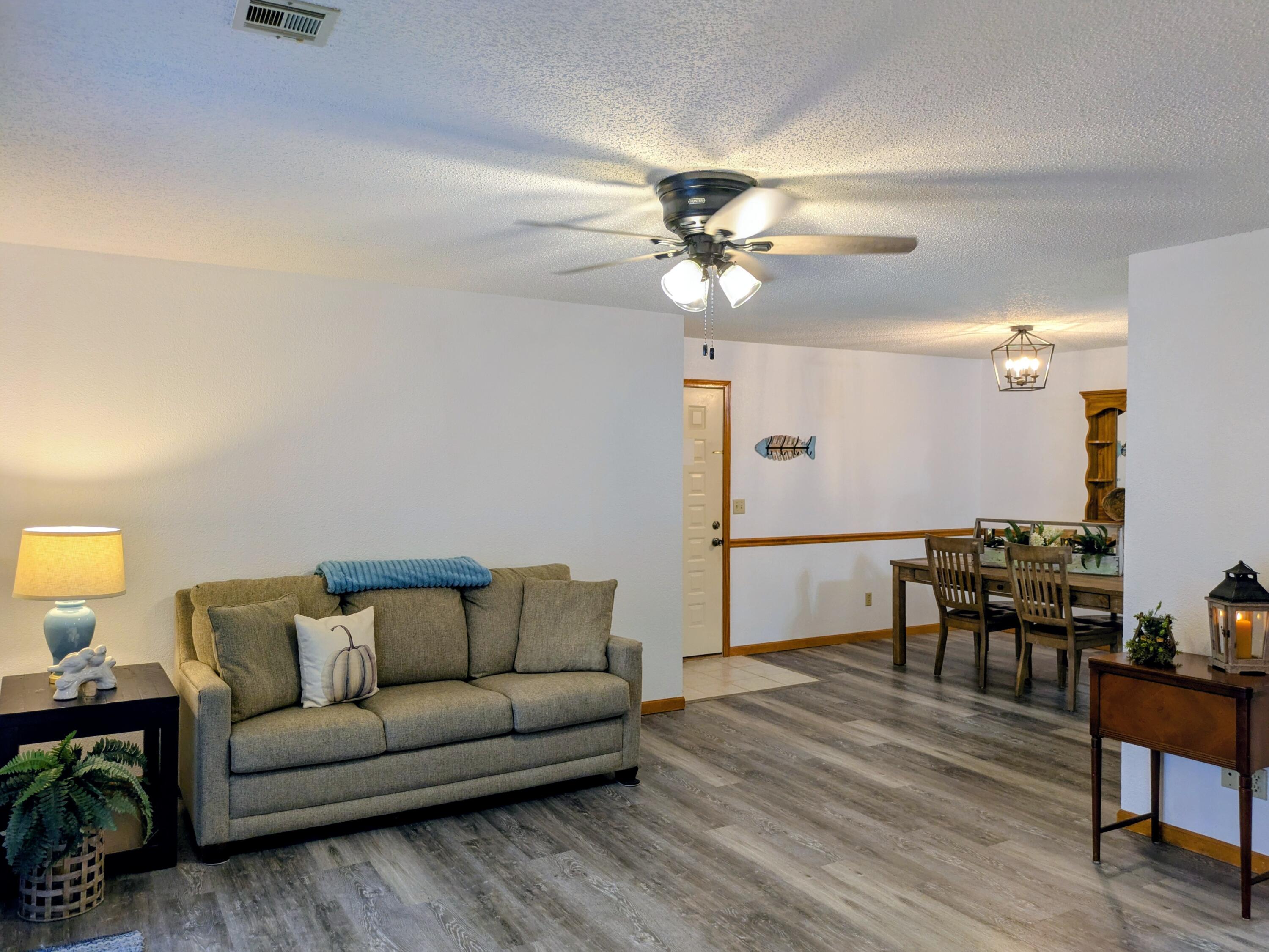 150 Sunken Forest Dr. 2-118 Property Photo 8