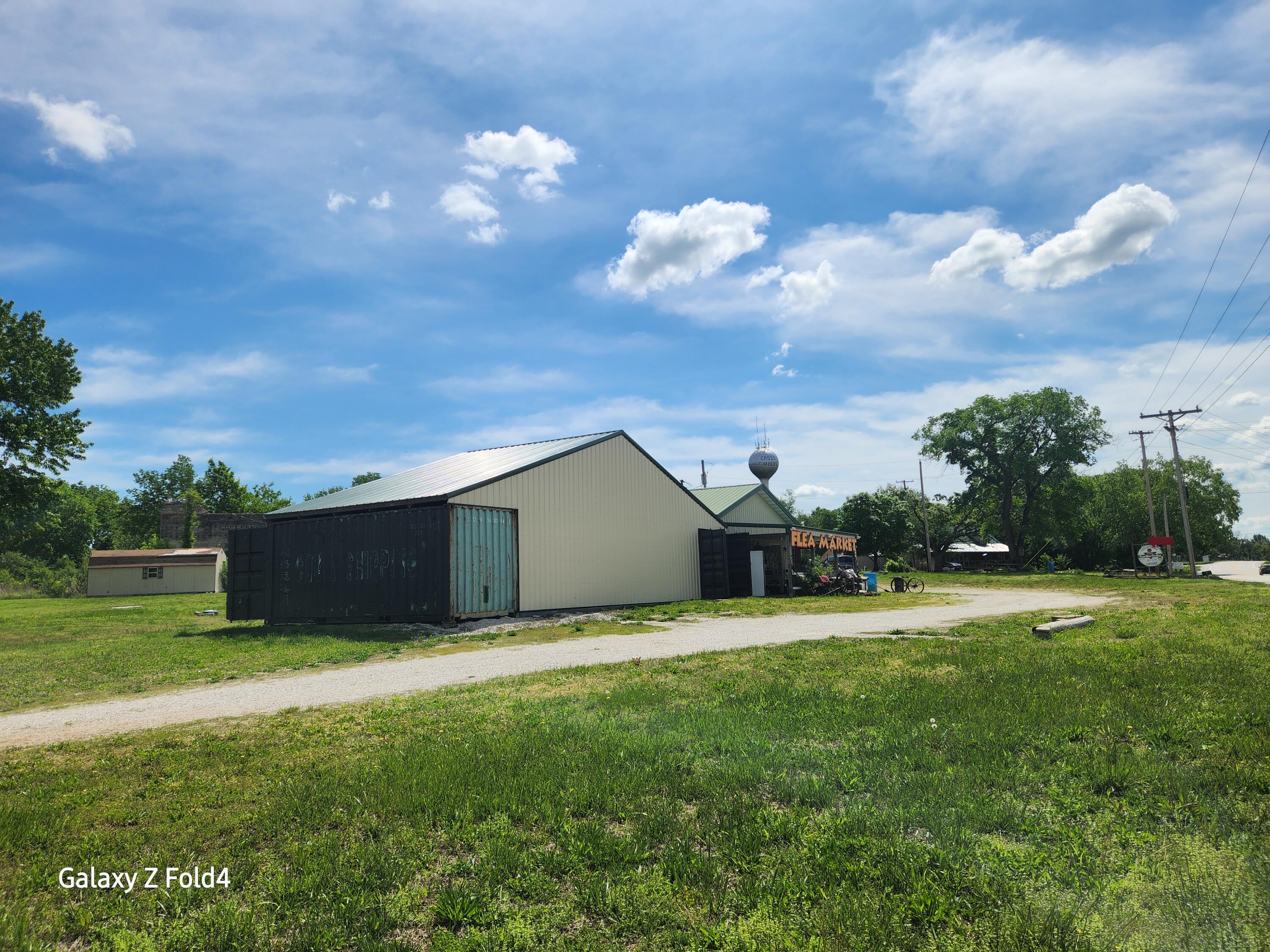 12719 Us Highway 65 Property Photo 2