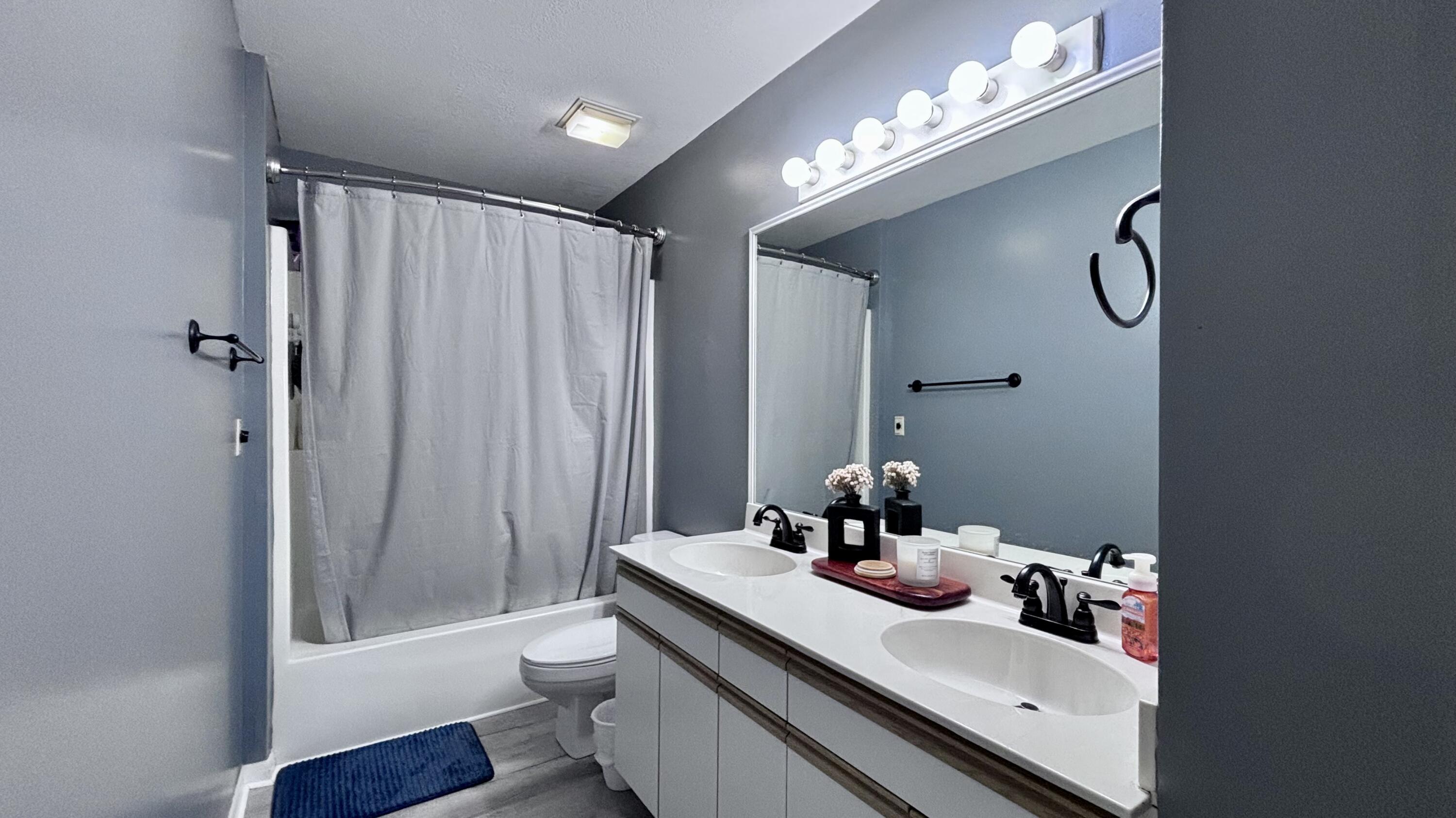 515 Valley View B101 Property Photo 17