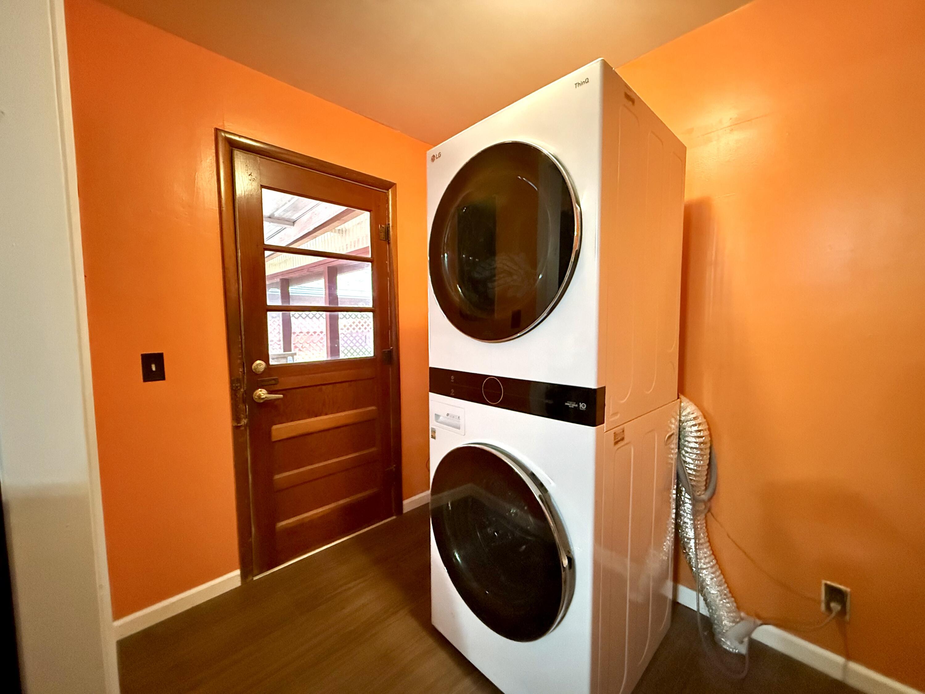 1126 East Crest Drive Property Photo 12