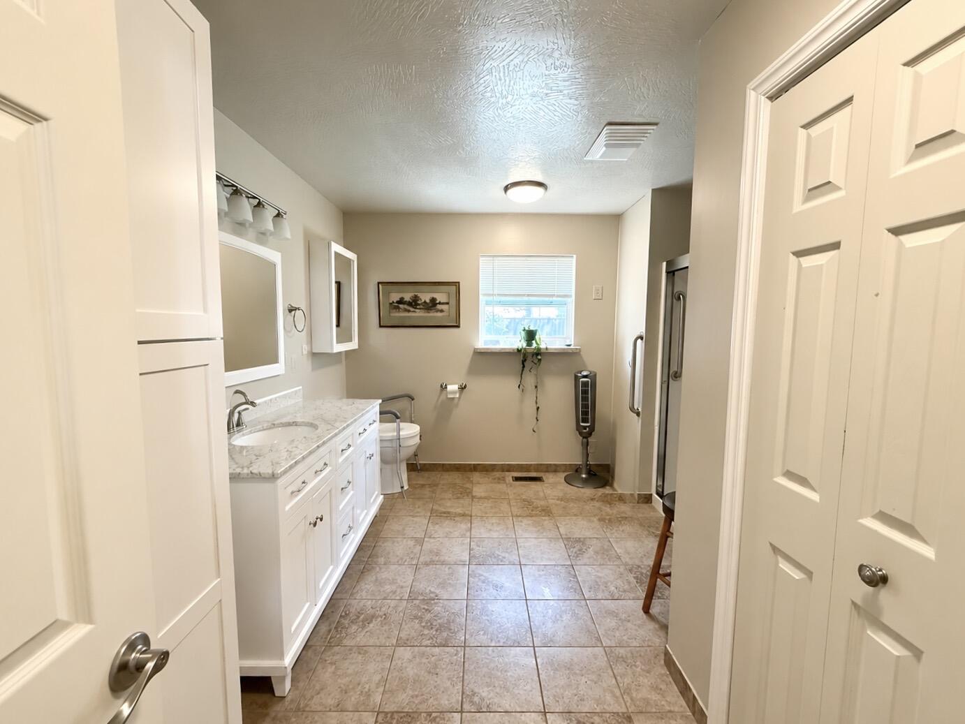 1126 East Crest Drive Property Photo 22