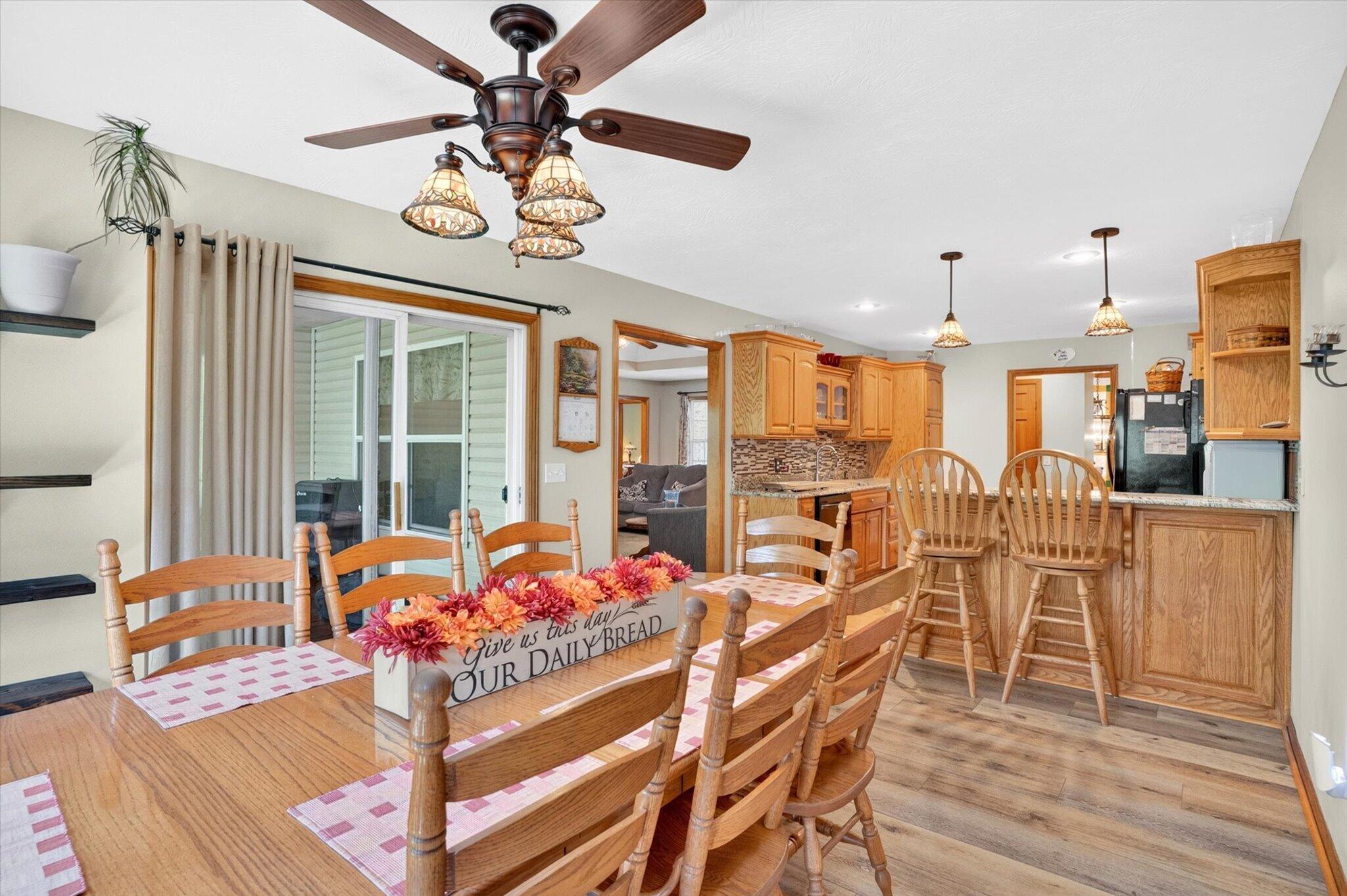 300 Alice Place Property Photo 14