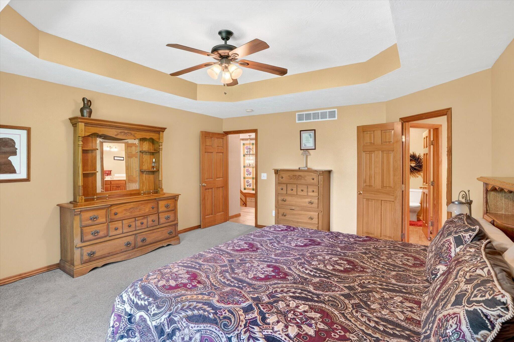 300 Alice Place Property Photo 17