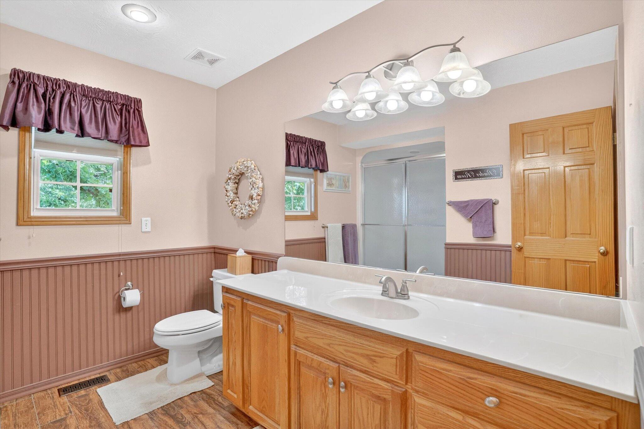 300 Alice Place Property Photo 23