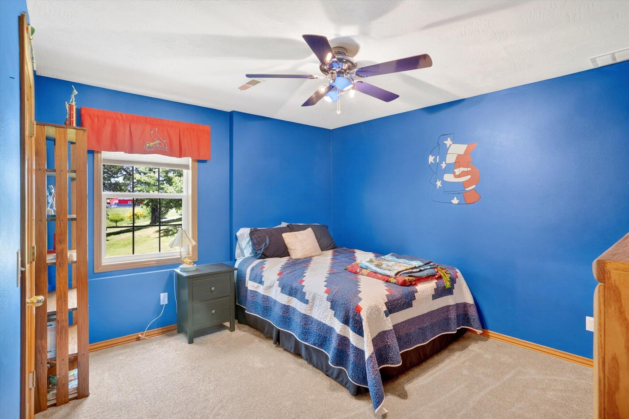 300 Alice Place Property Photo 31