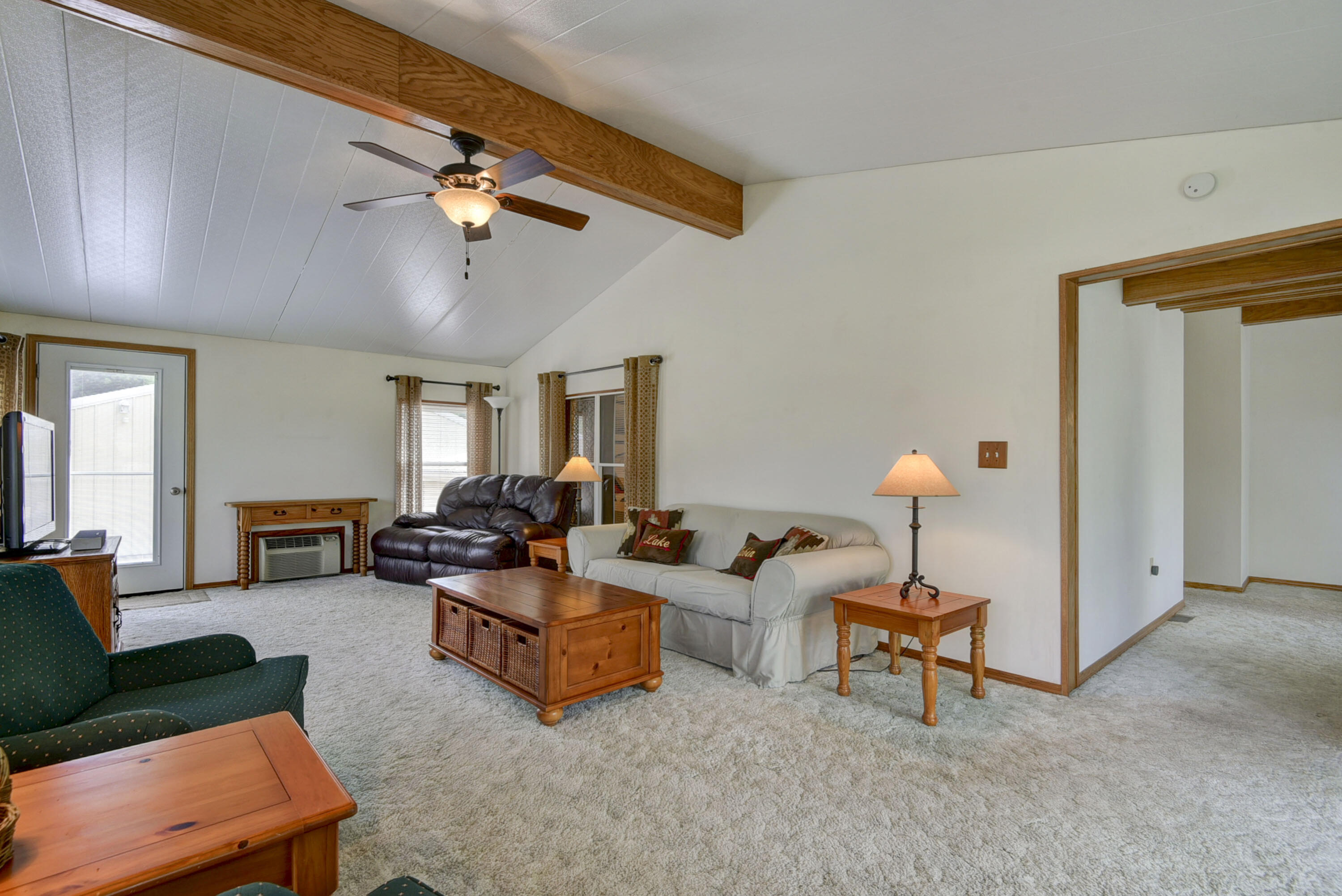 32 Ledgestone Road Property Photo 12