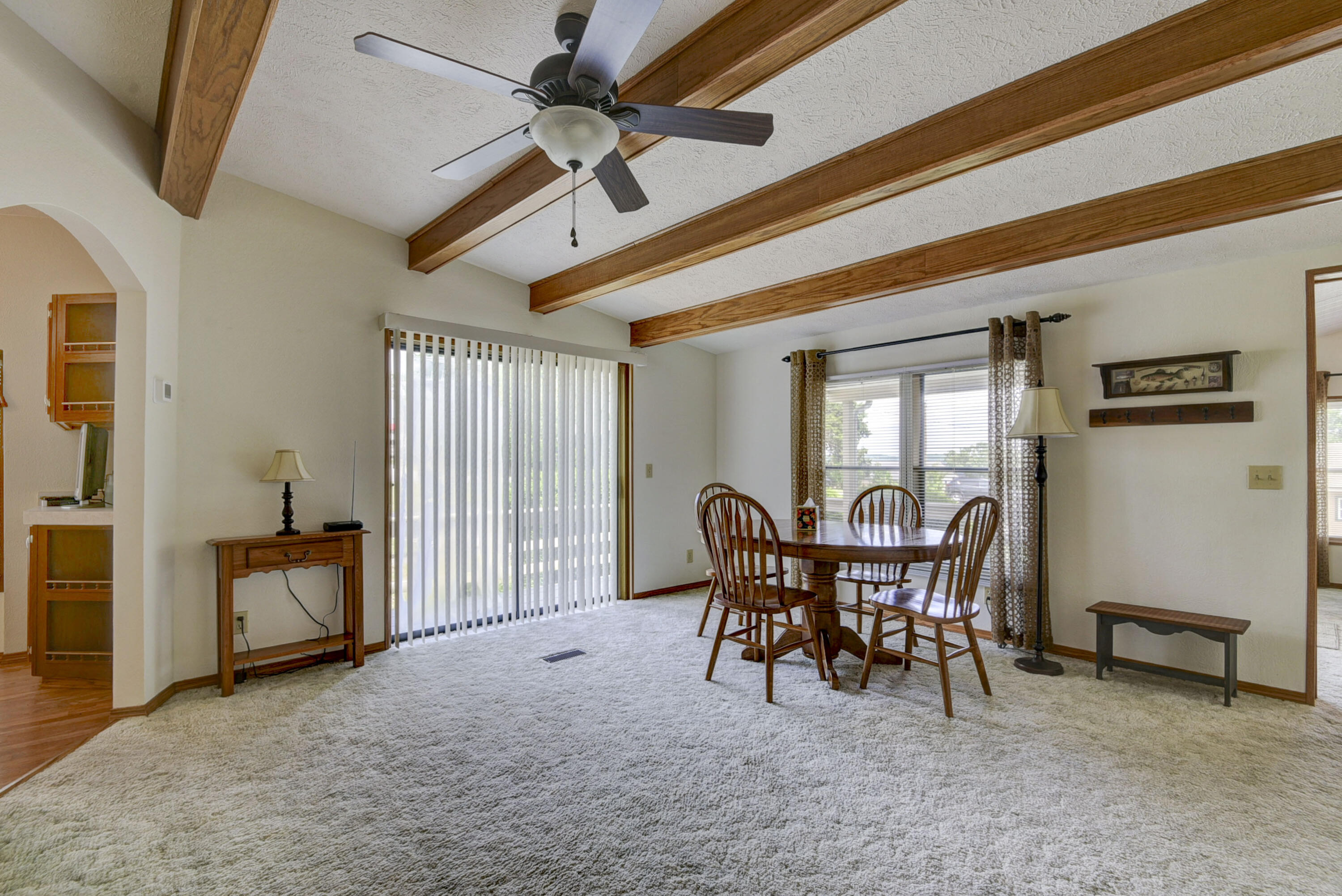 32 Ledgestone Road Property Photo 15
