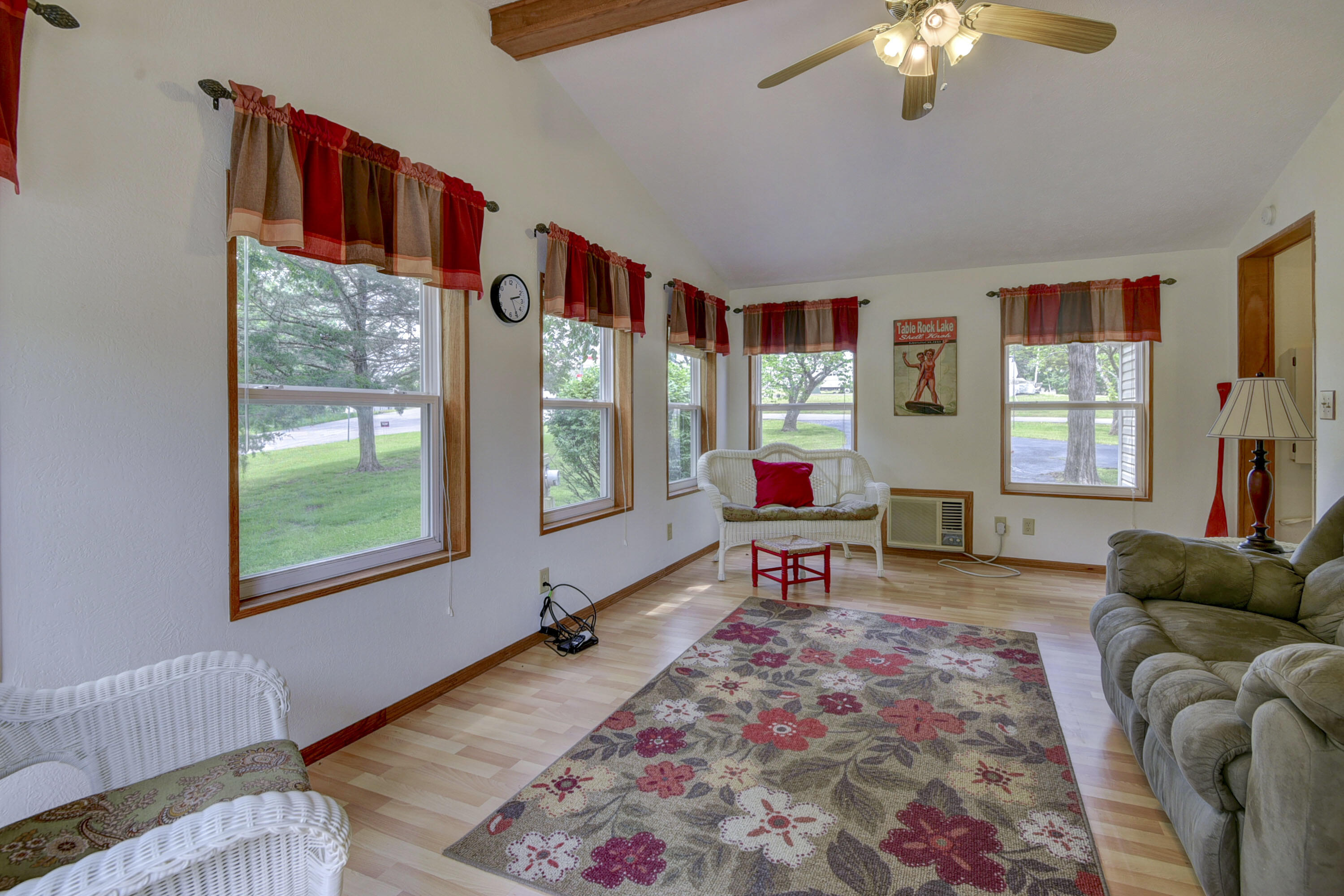 32 Ledgestone Road Property Photo 24