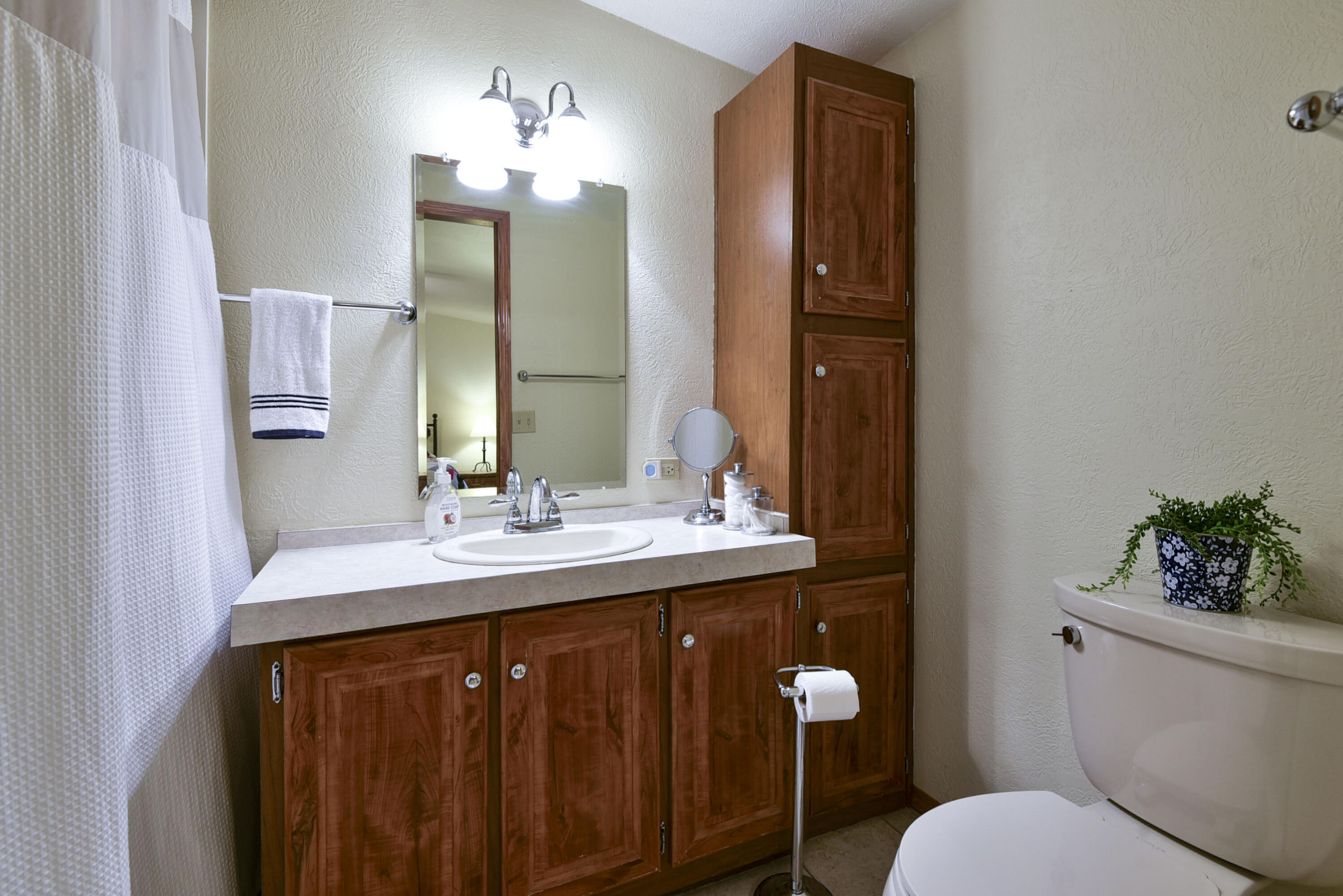32 Ledgestone Road Property Photo 29