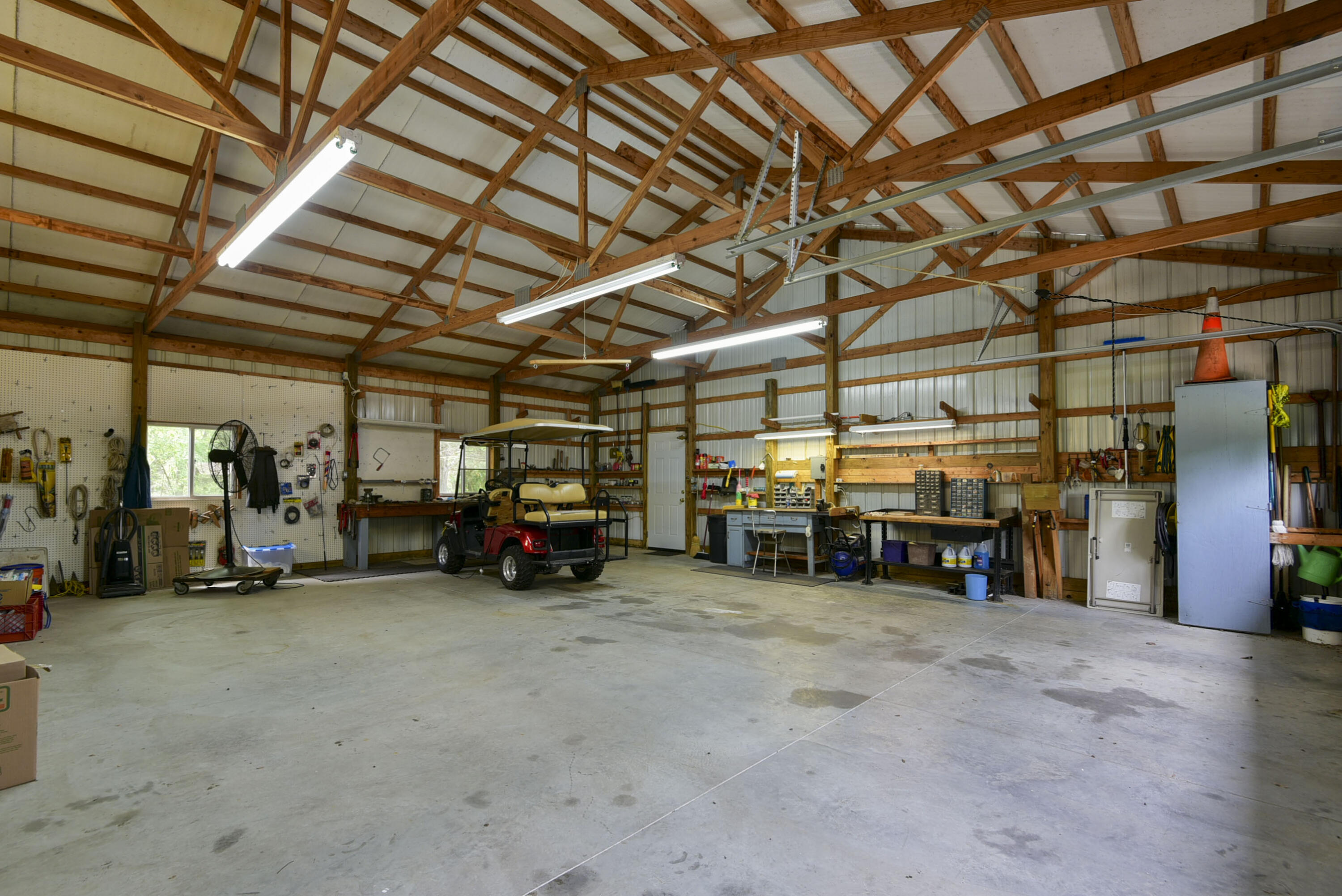 32 Ledgestone Road Property Photo 41