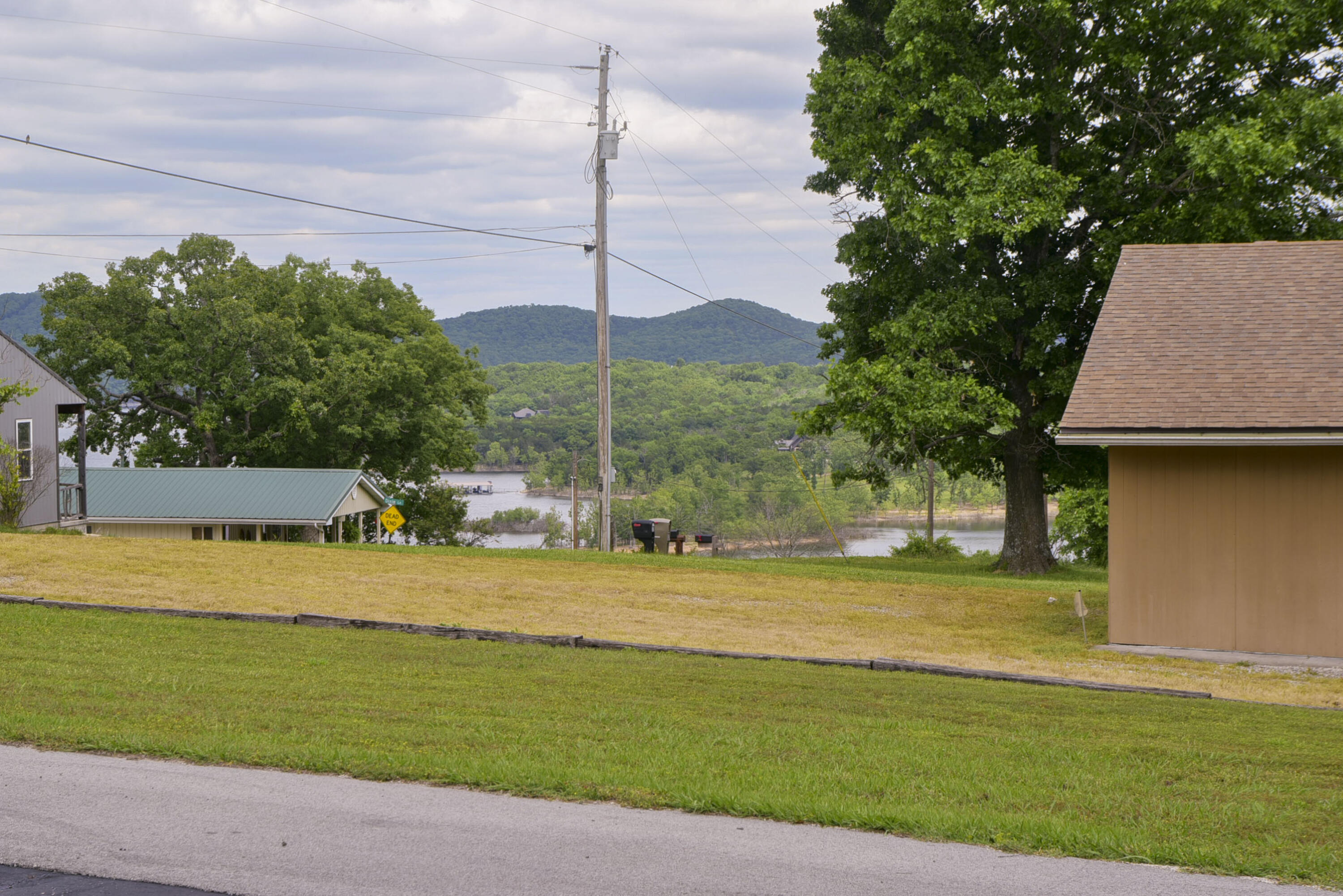 32 Ledgestone Road Property Photo 45