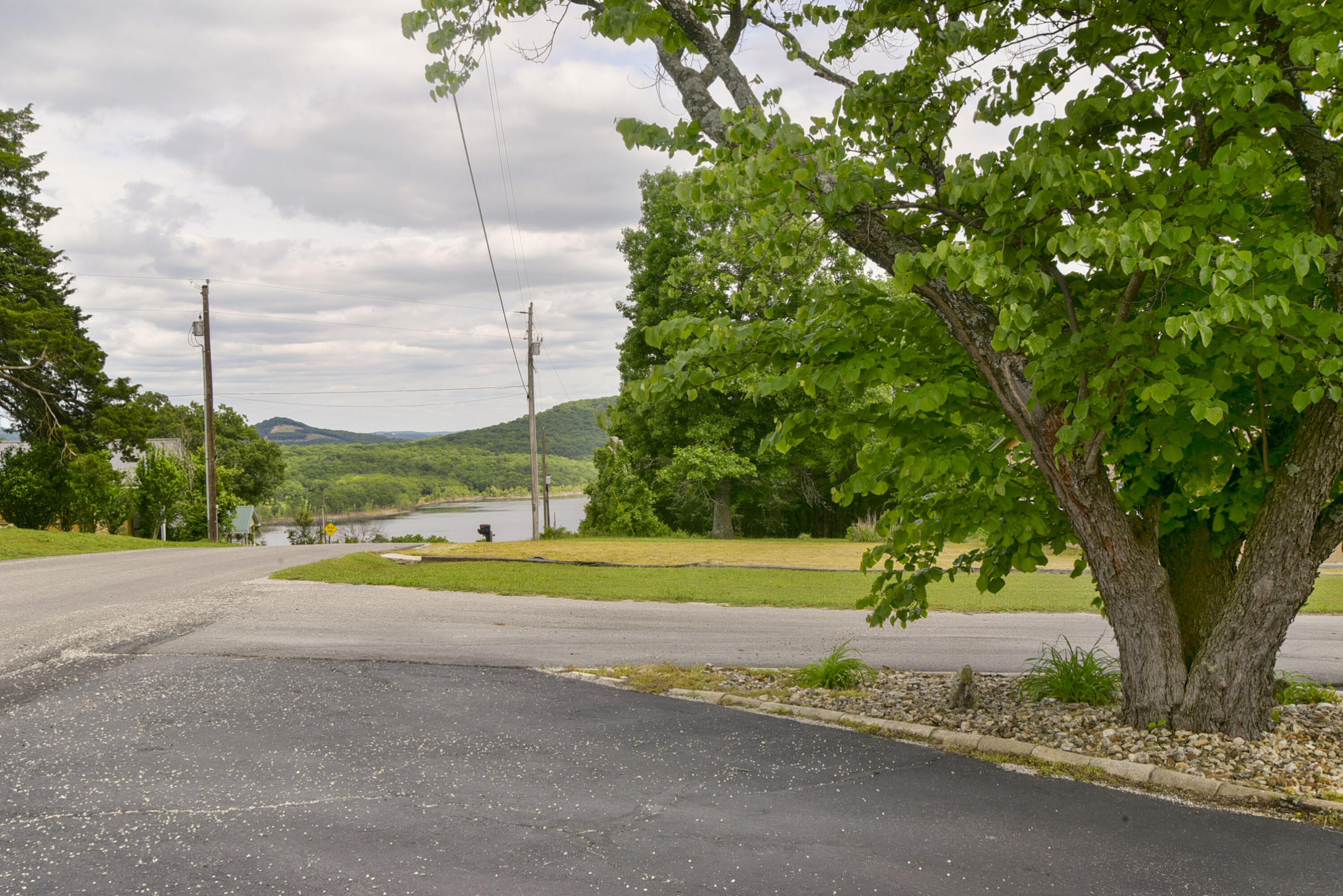 32 Ledgestone Road Property Photo 46