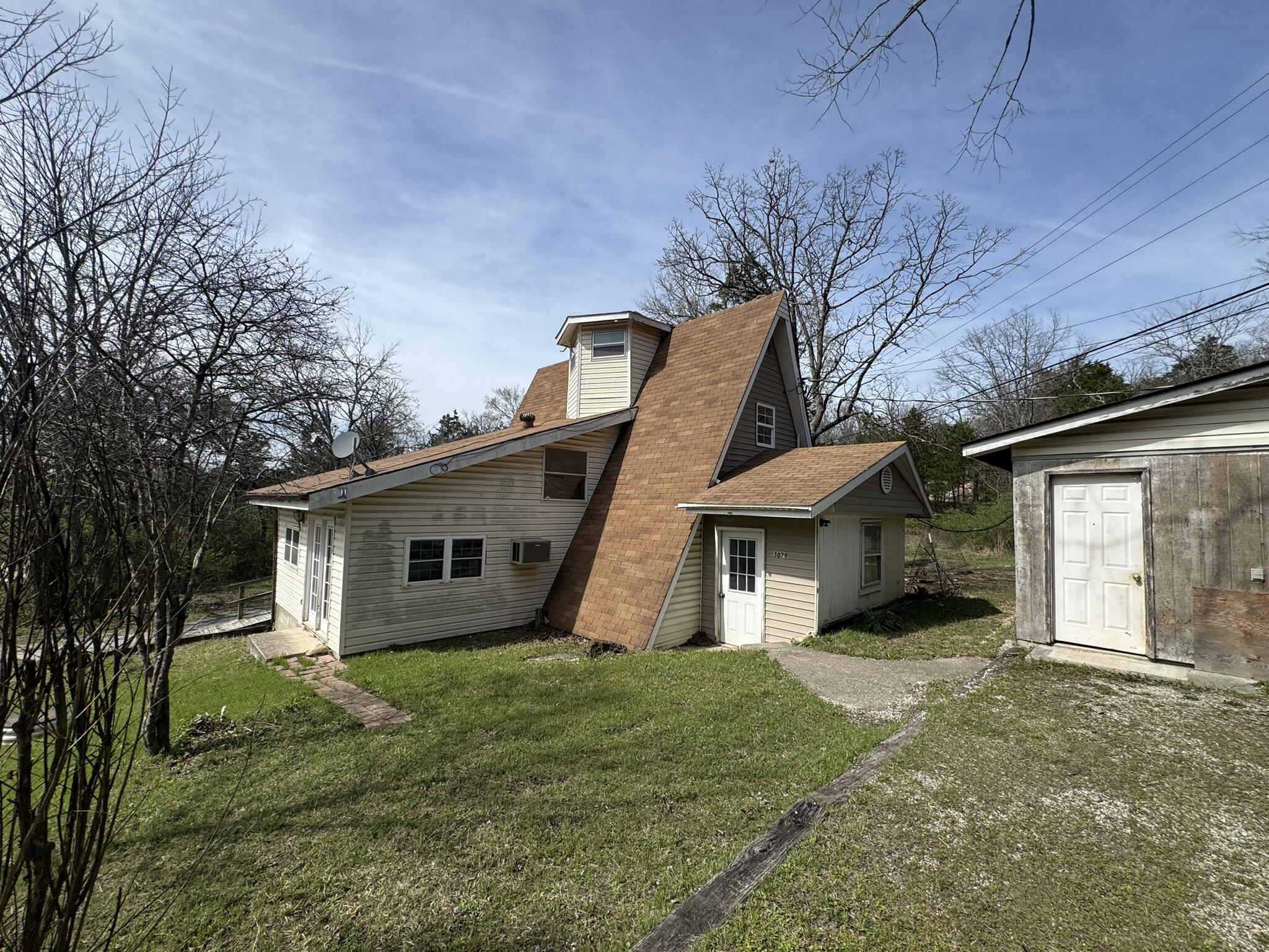 3079 Bluebird Road Property Photo 2