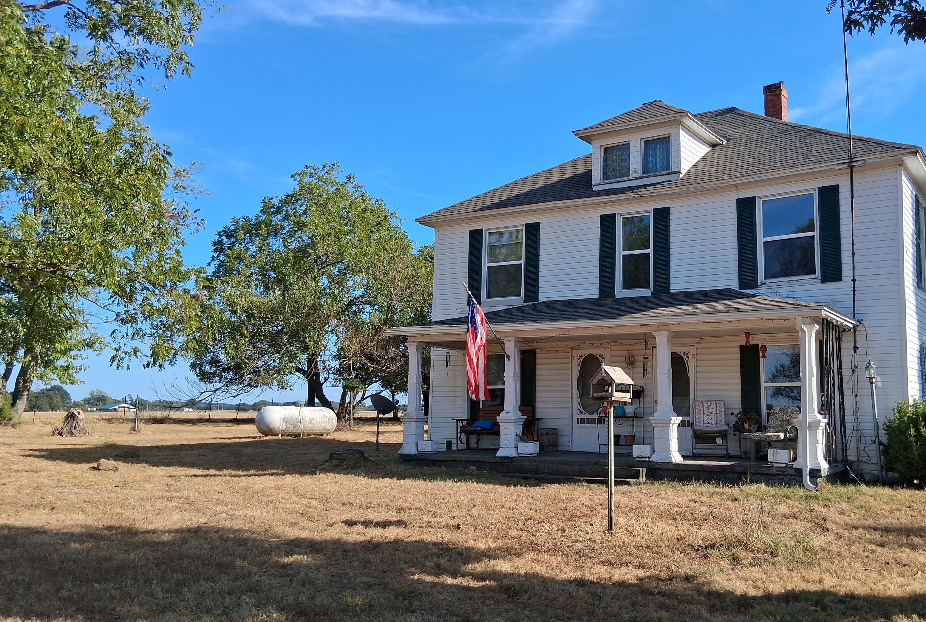 9953 State Highway C Property Photo 1