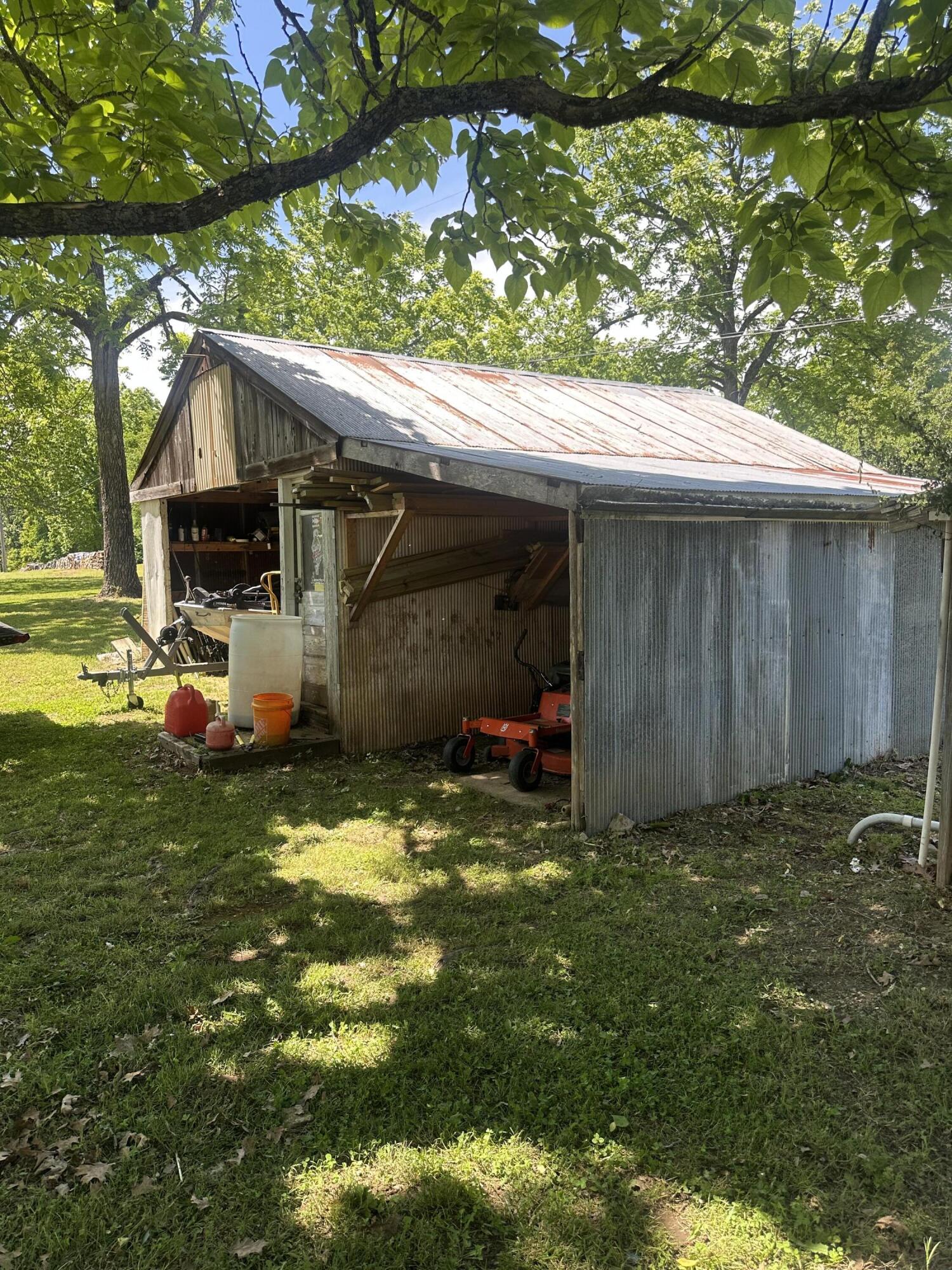 27 County Road 661b Property Photo 35