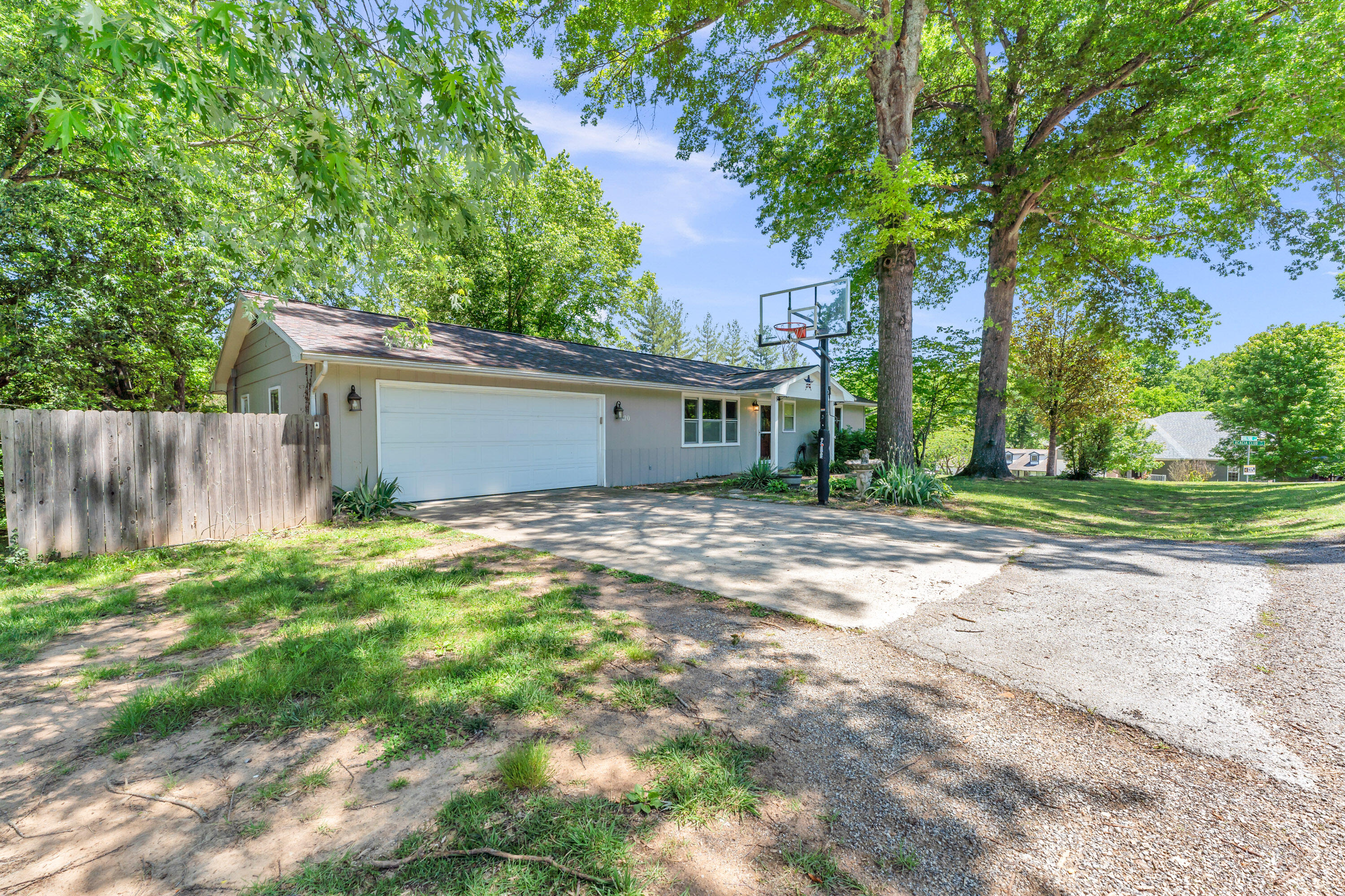 120 Holyoke Street Property Photo 3