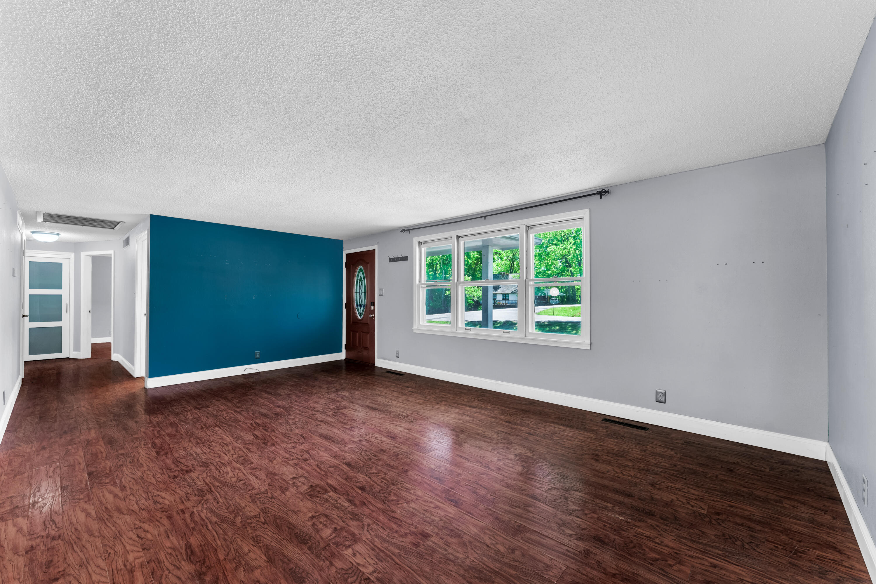 120 Holyoke Street Property Photo 6
