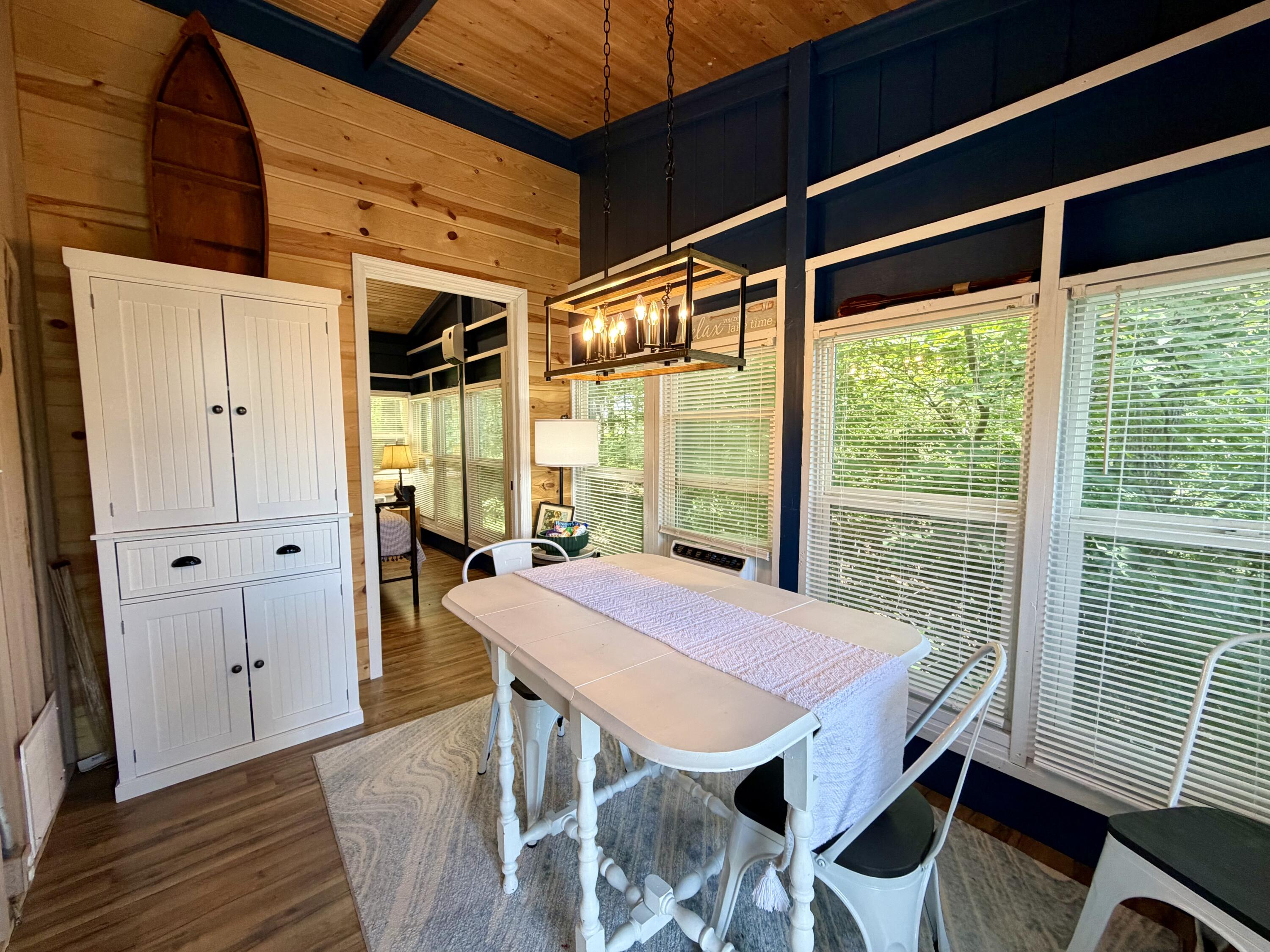 23188 Farm Road 1245 Property Photo 14