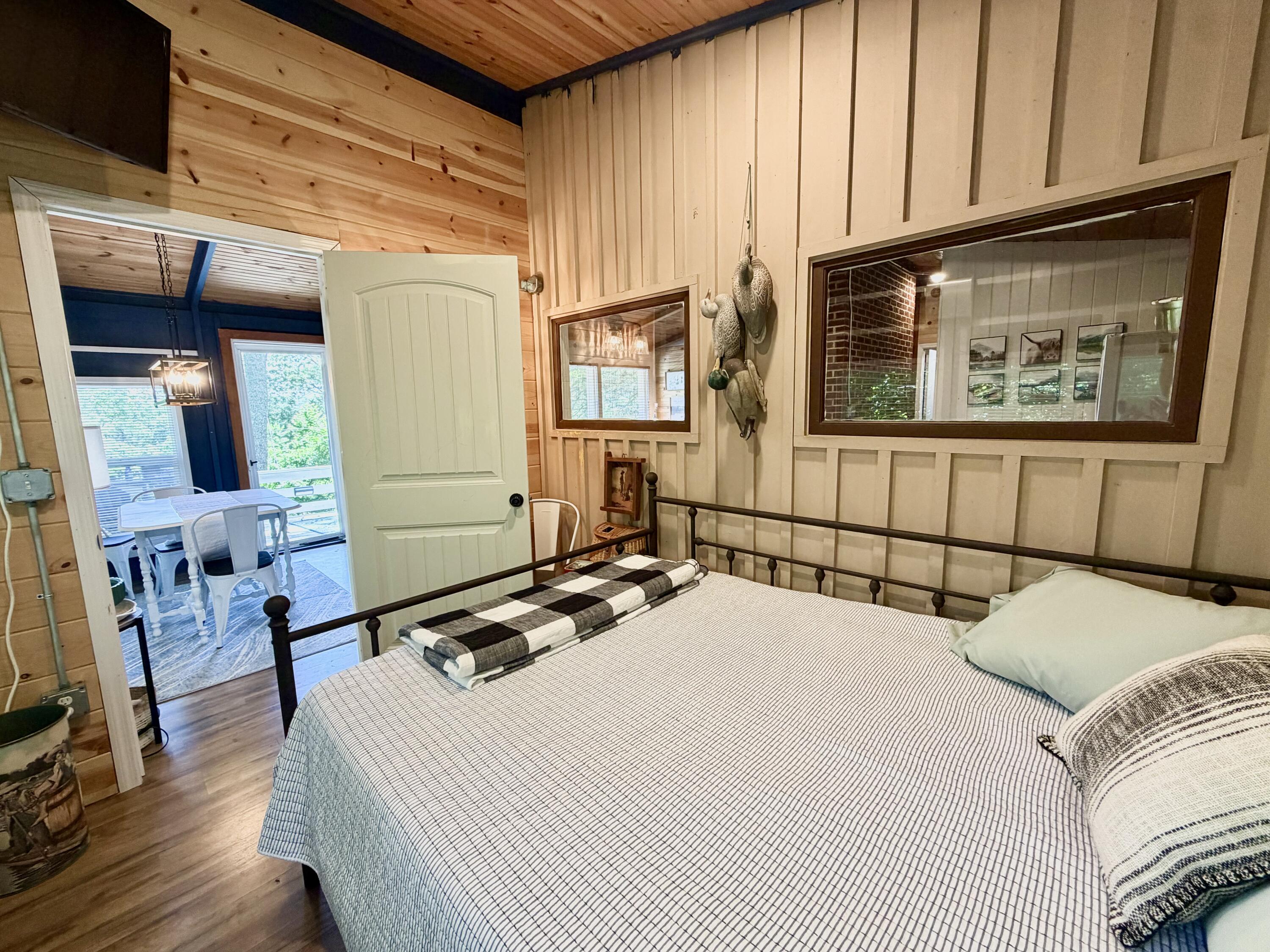 23188 Farm Road 1245 Property Photo 28