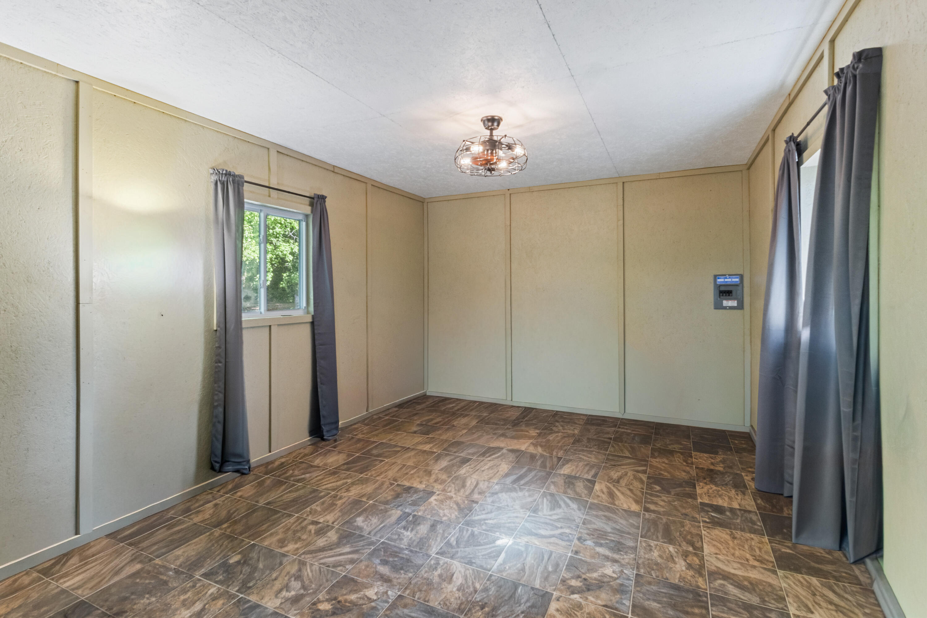 18679 Private Road 2261 Property Photo 8