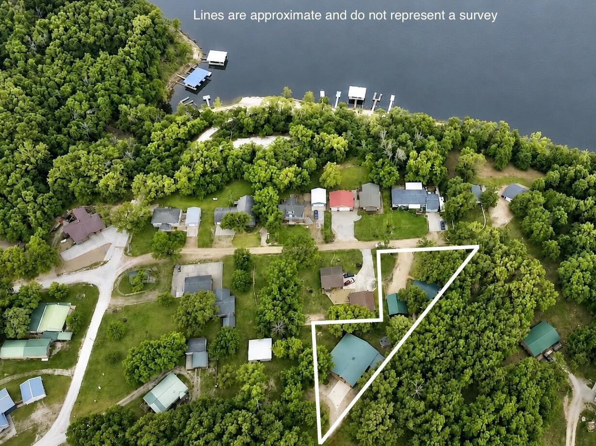 22474 Lake Drive Property Photo 4