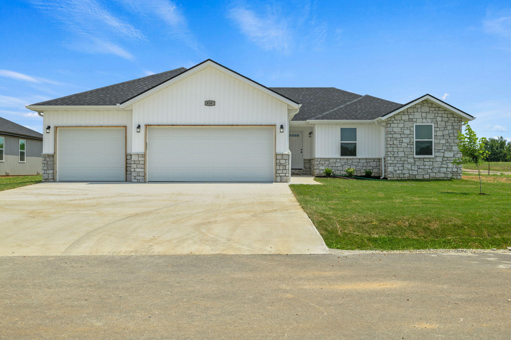 416 Beaver Tail Road Property Photo 1