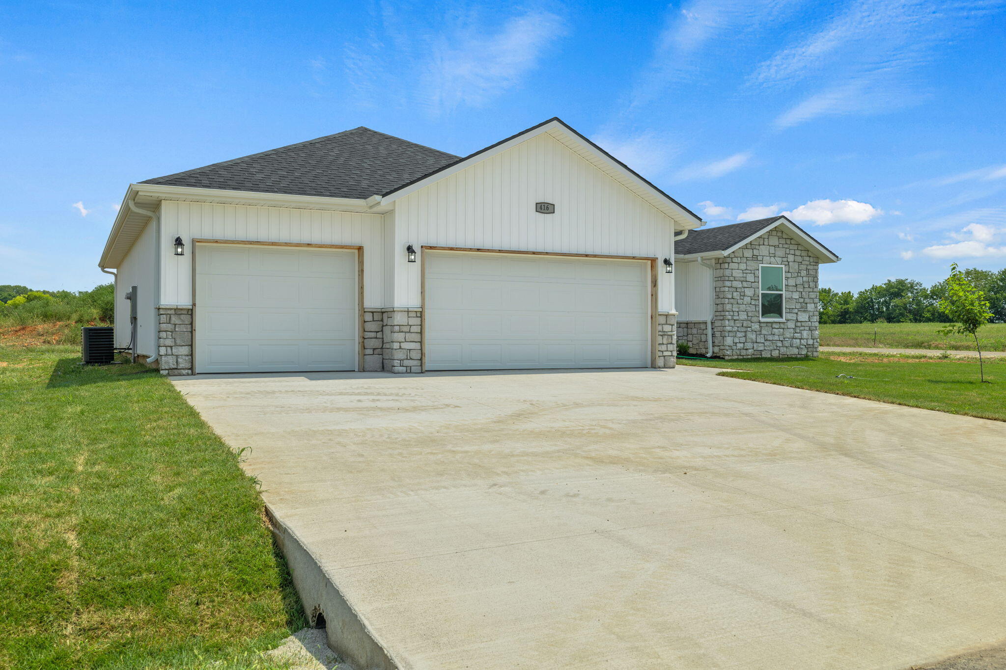 416 Beaver Tail Road Property Photo 2