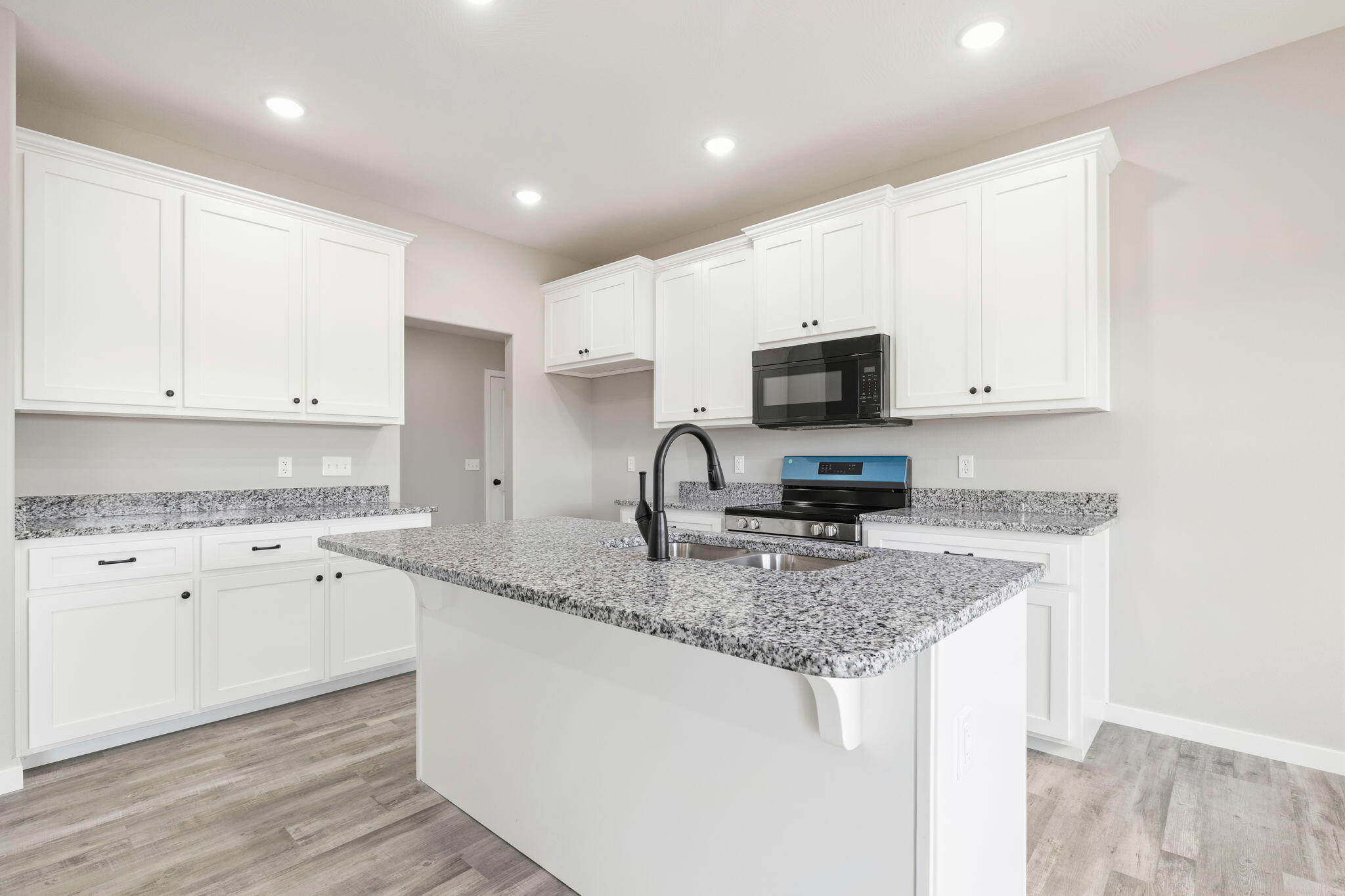 416 Beaver Tail Road Property Photo 9