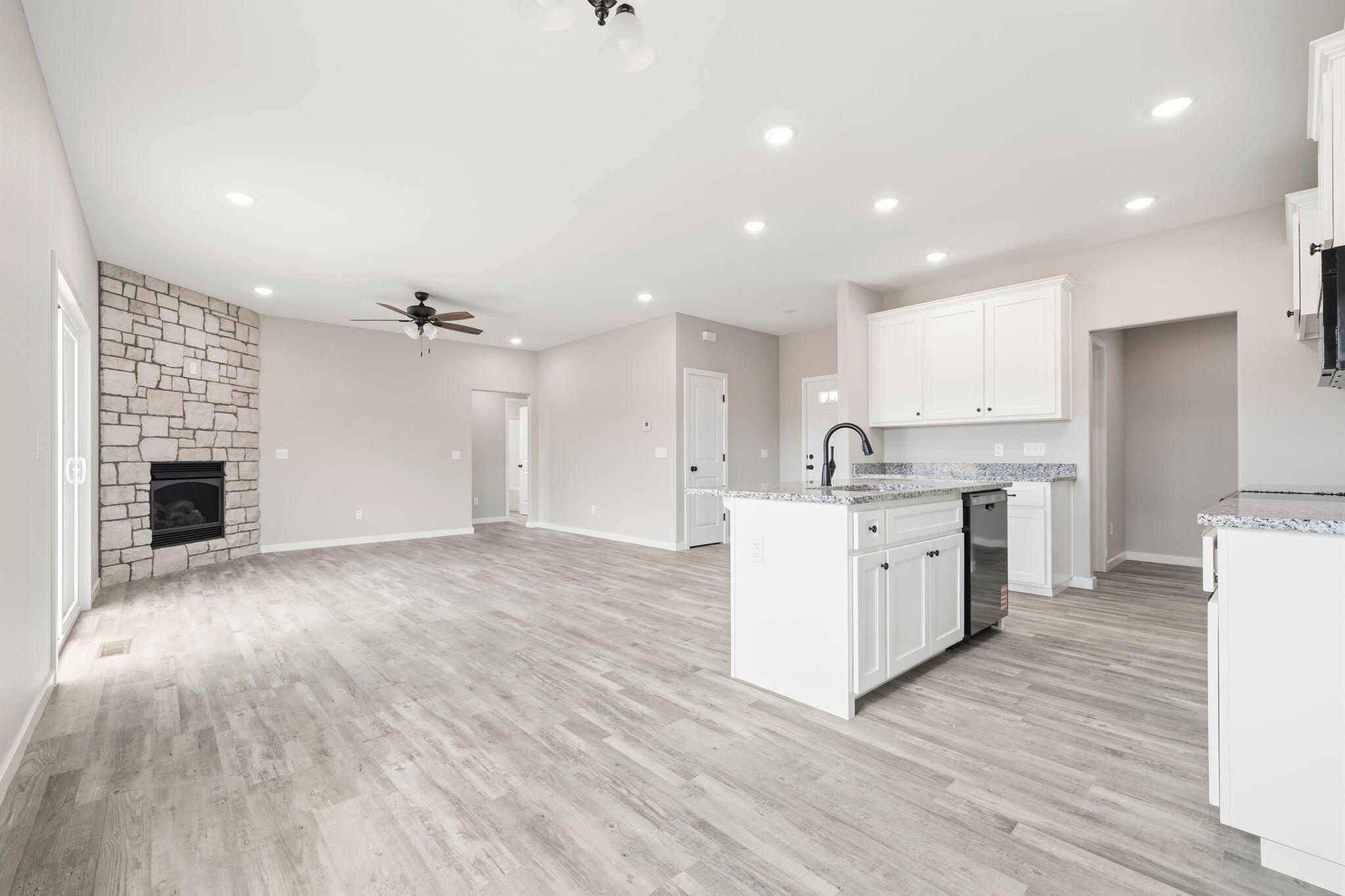 416 Beaver Tail Road Property Photo 16