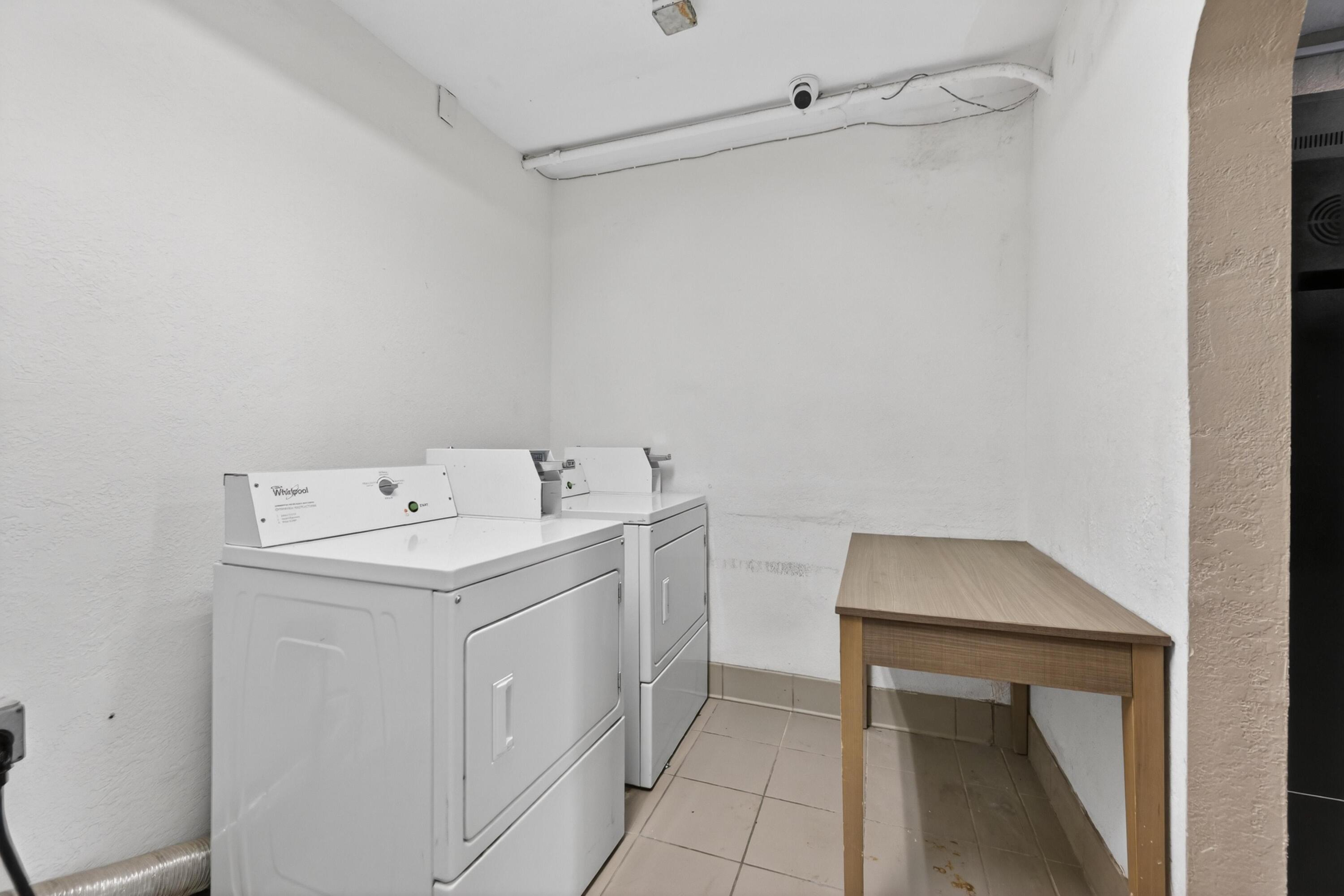 3031 South Rangeline Road Property Photo 34