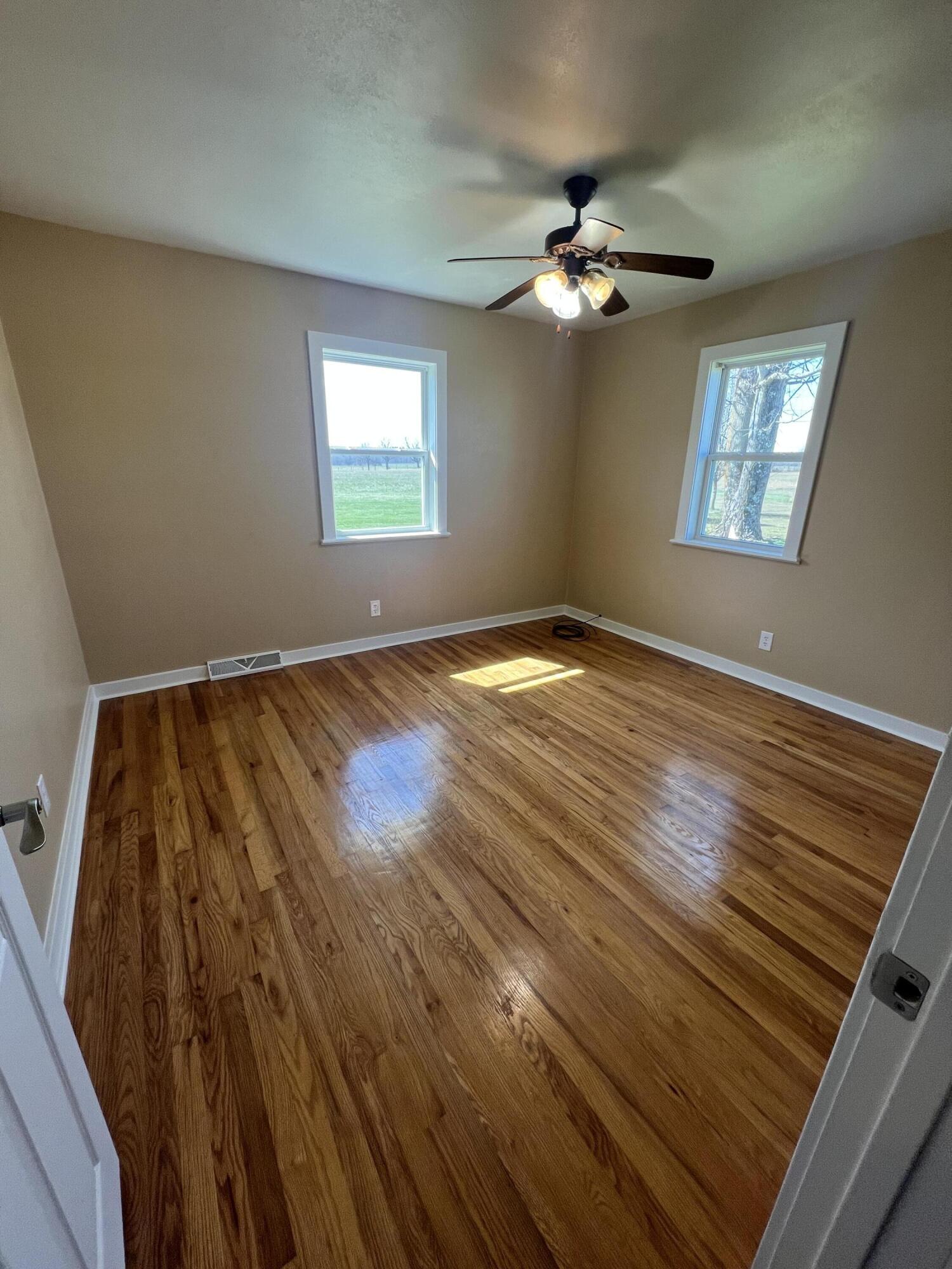 23813 State Route Z Property Photo 6