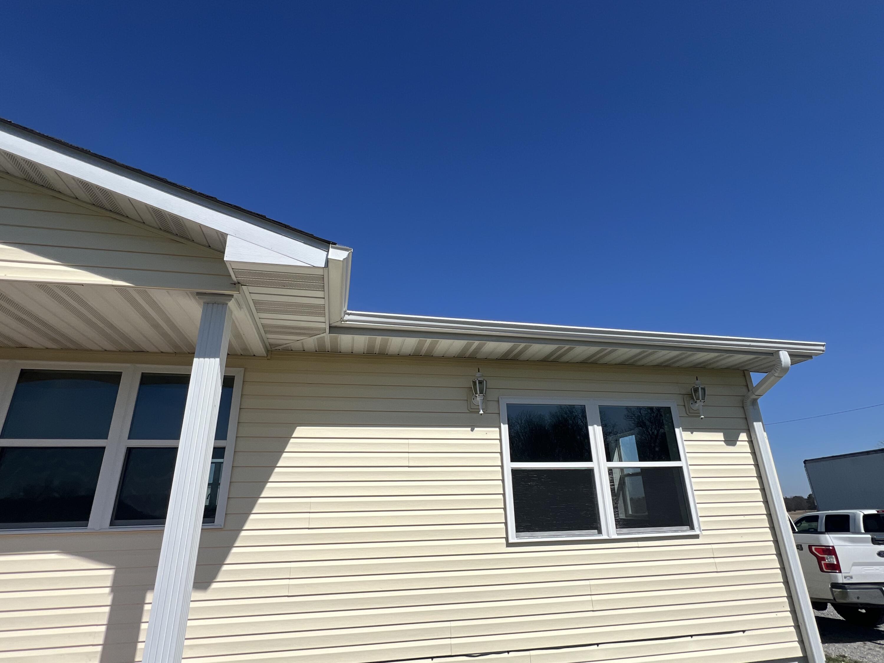 23813 State Route Z Property Photo 11