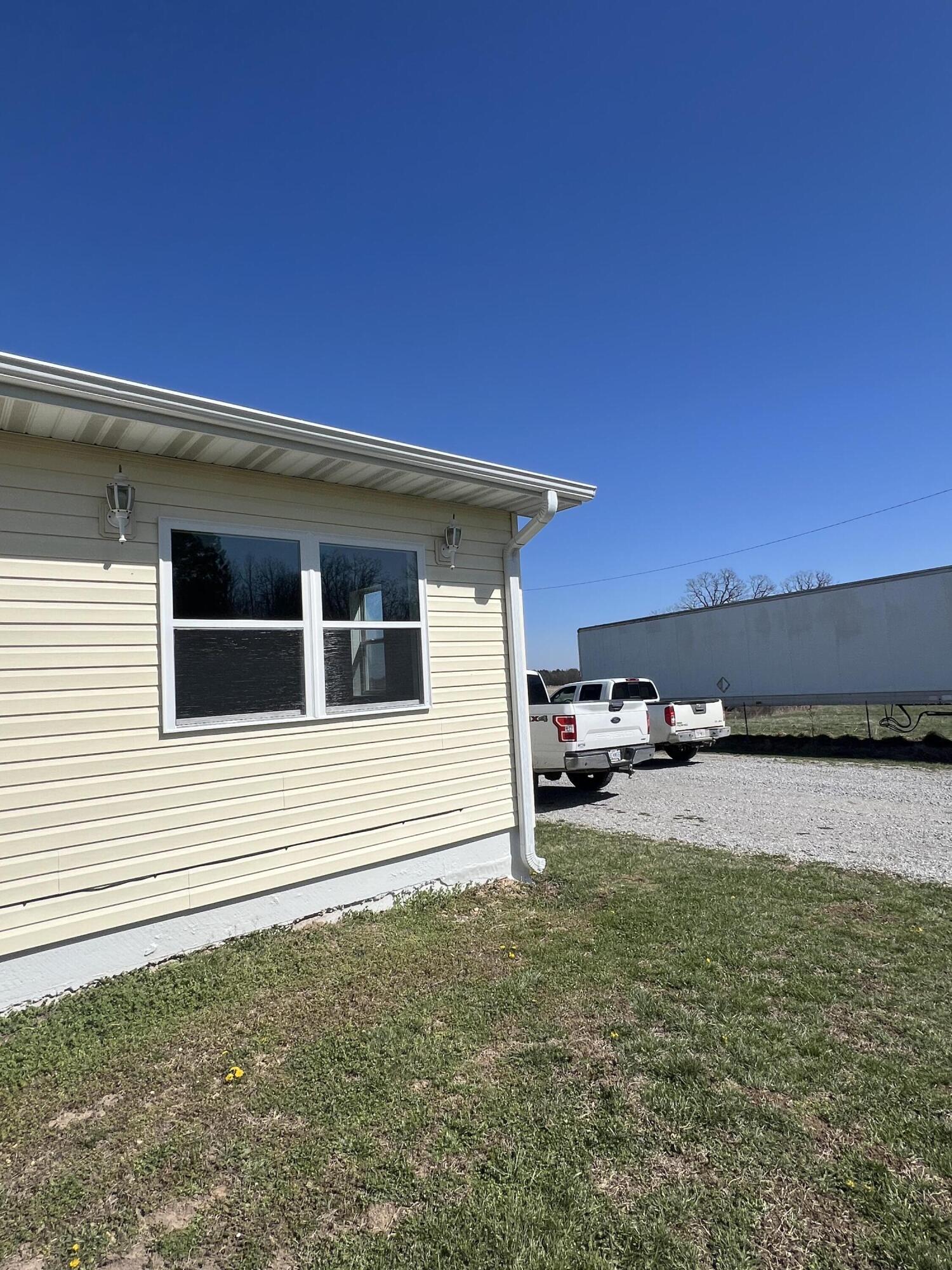 23813 State Route Z Property Photo 12