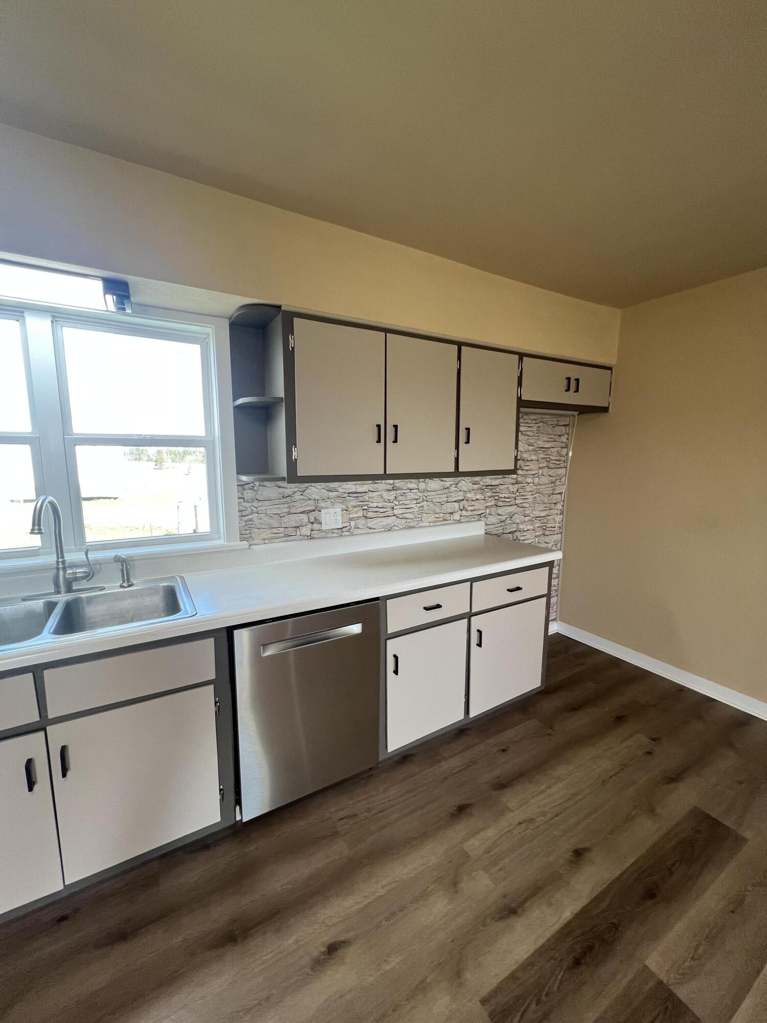 23813 State Route Z Property Photo 19