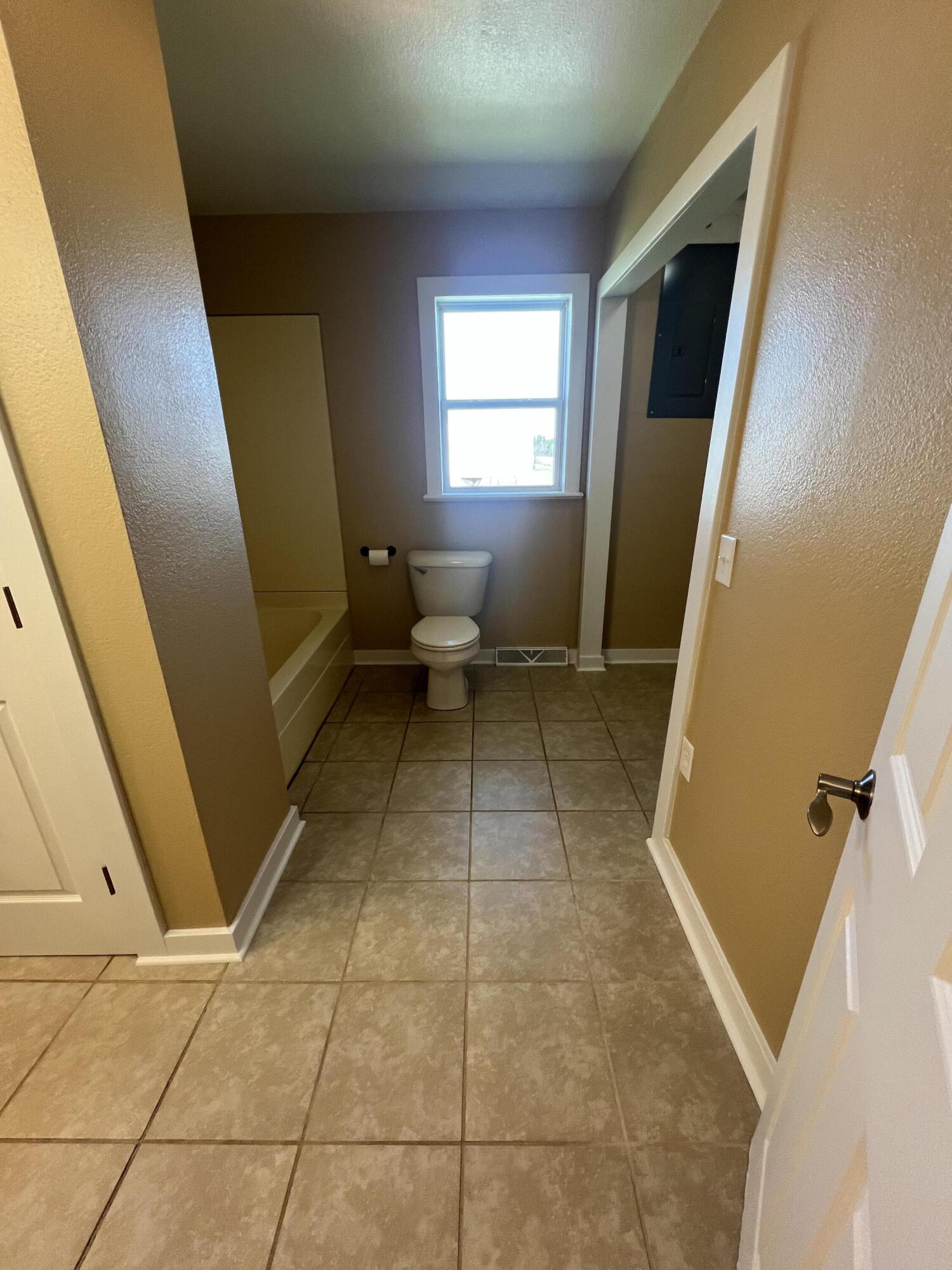 23813 State Route Z Property Photo 27