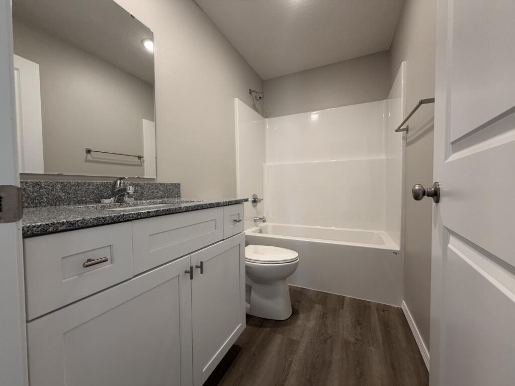 900 Shorthorn Lane Property Photo 10