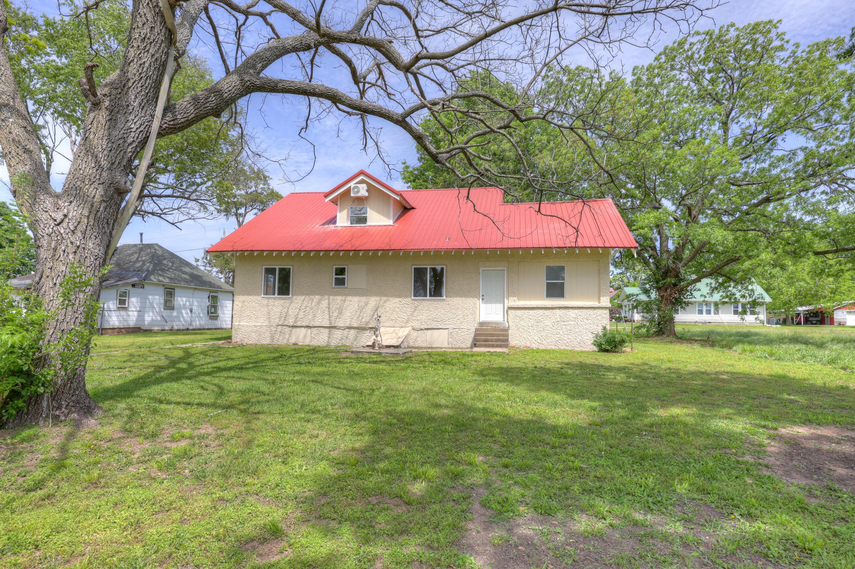 508 Vine Street Property Photo 6