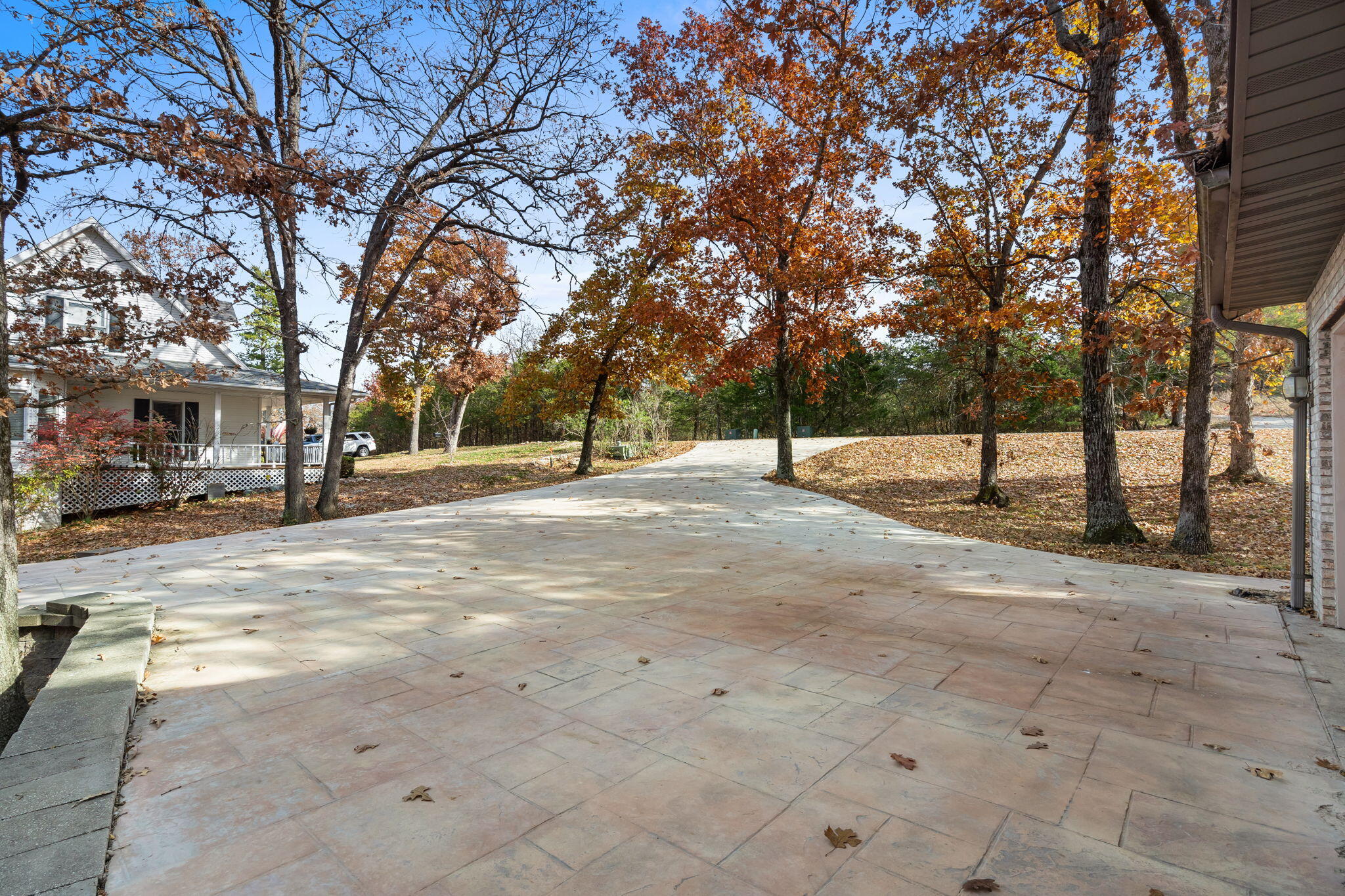 94 Irish Hills Boulevard Property Photo 4
