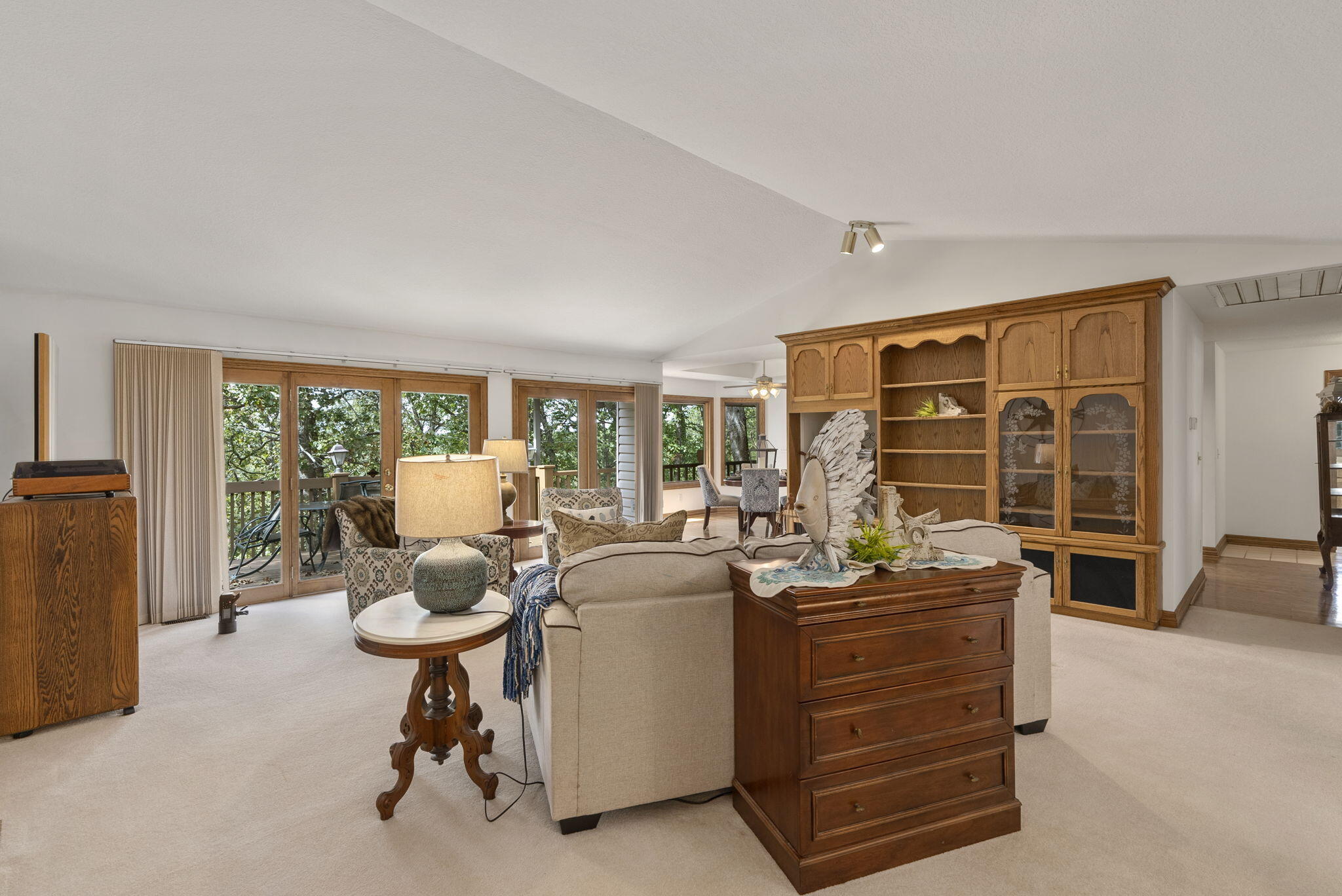 94 Irish Hills Boulevard Property Photo 12