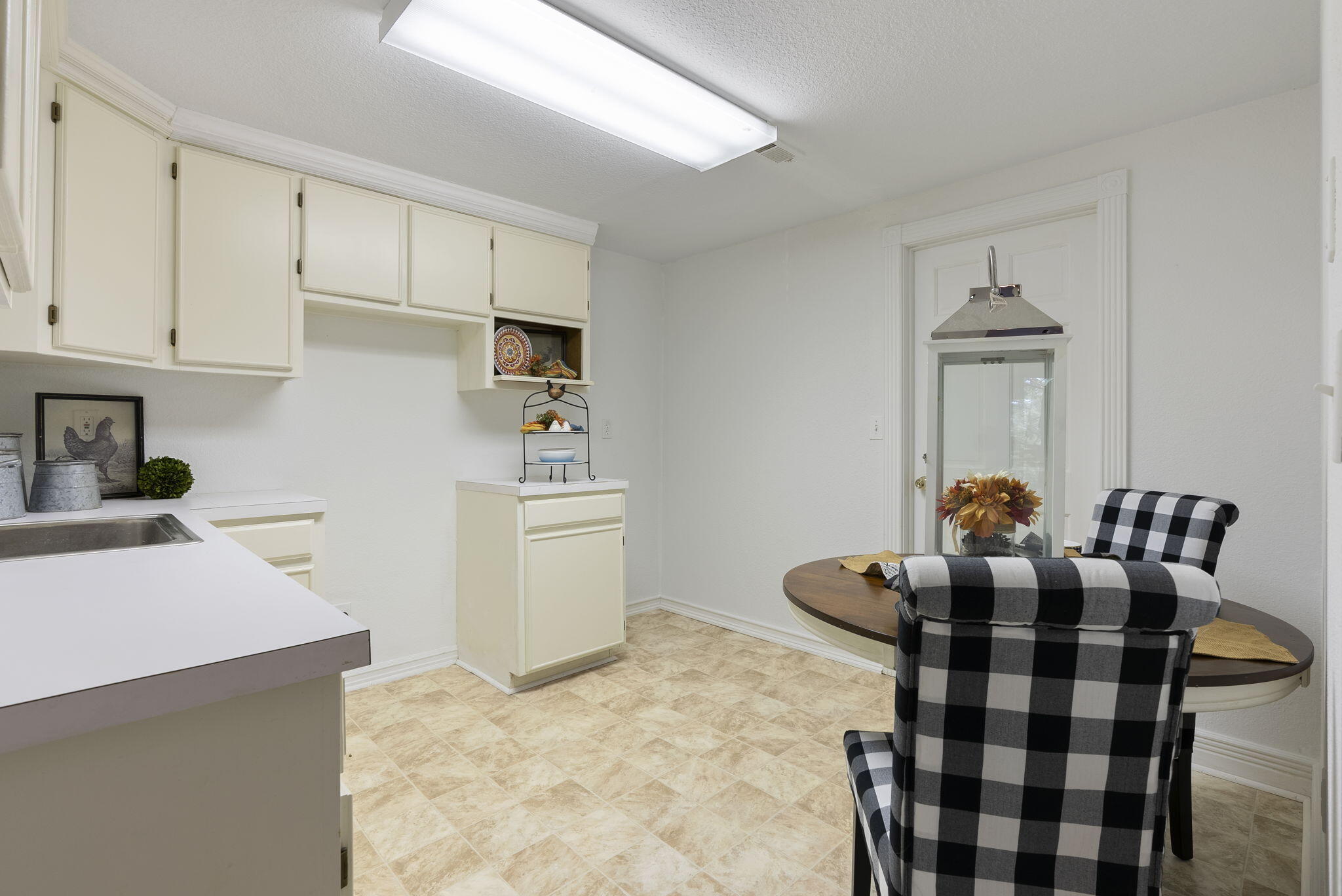 94 Irish Hills Boulevard Property Photo 43