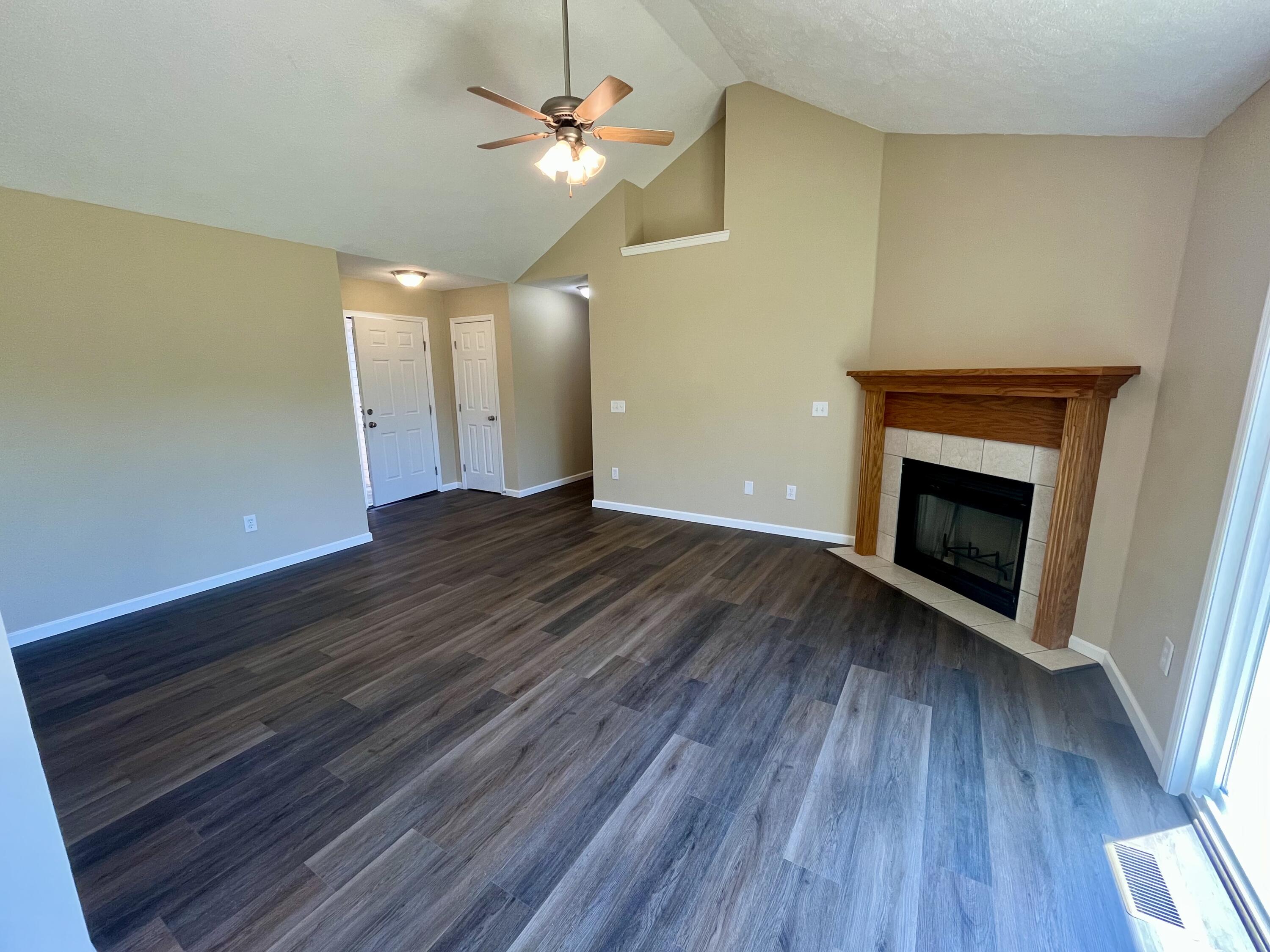 2124 East Primrose Street Property Photo 4