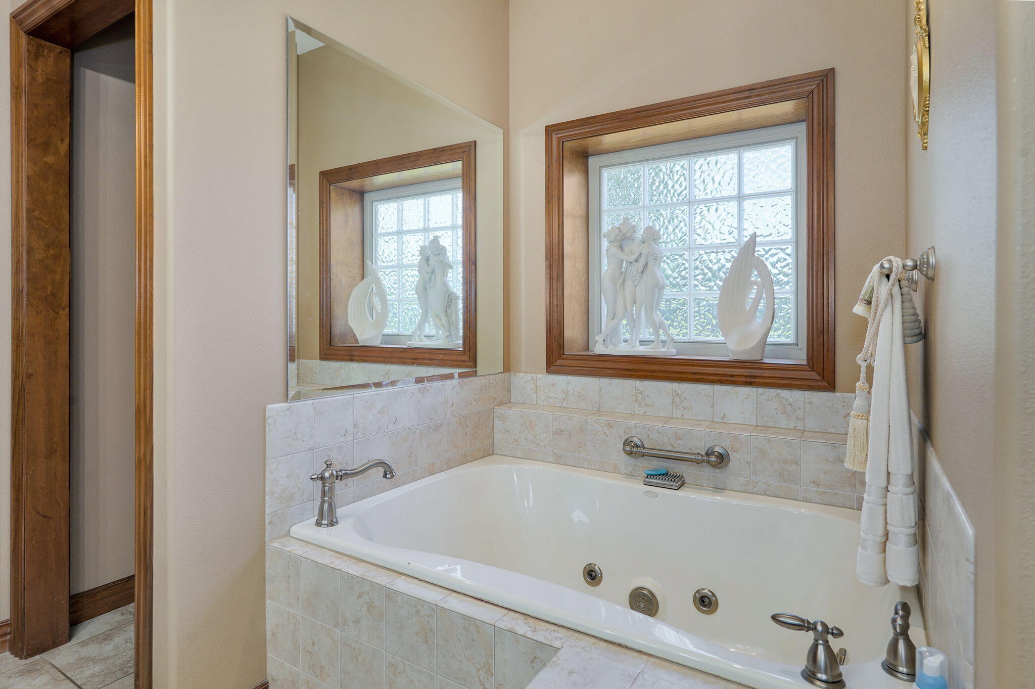 5609 North Farm Road 183 Property Photo 17