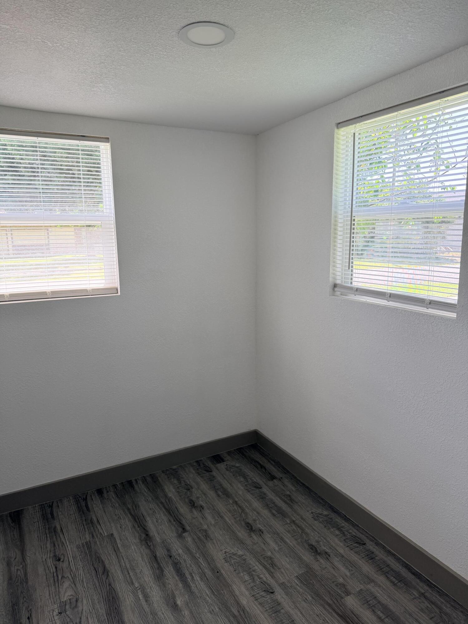 141 East Daugherty Street Property Photo 30