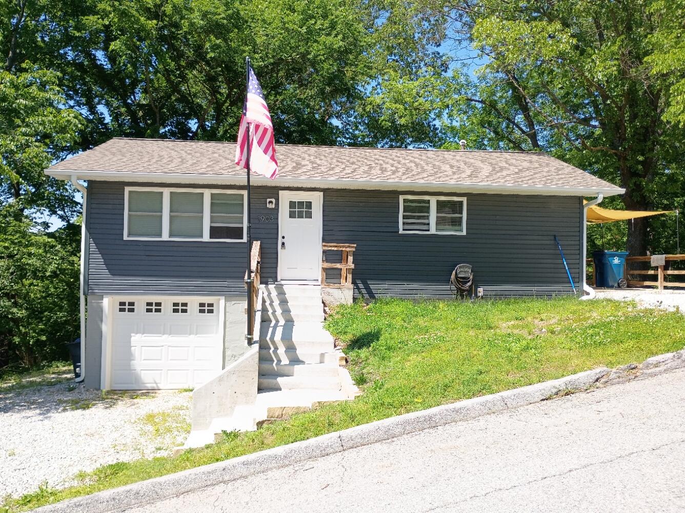1903 Cherry Street Property Photo 1