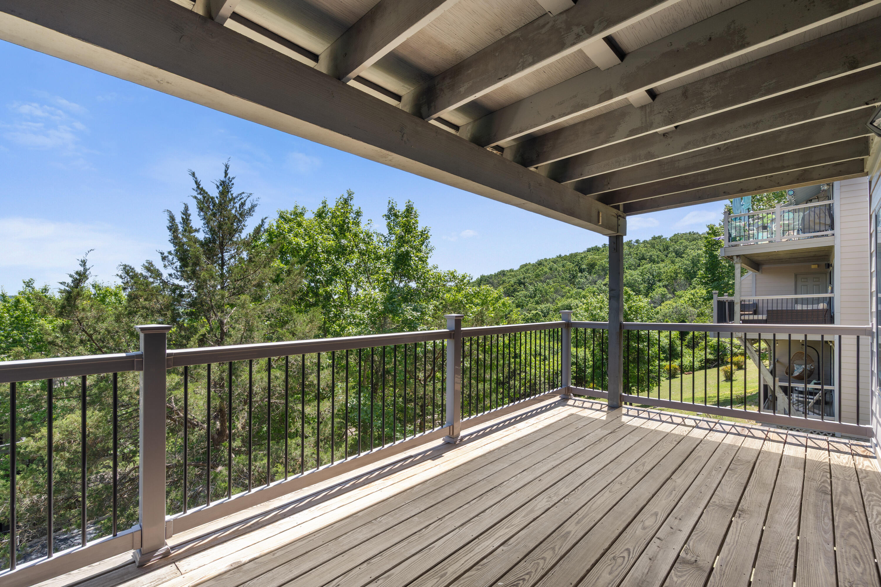 7 Treehouse Lane 2 Property Photo 38